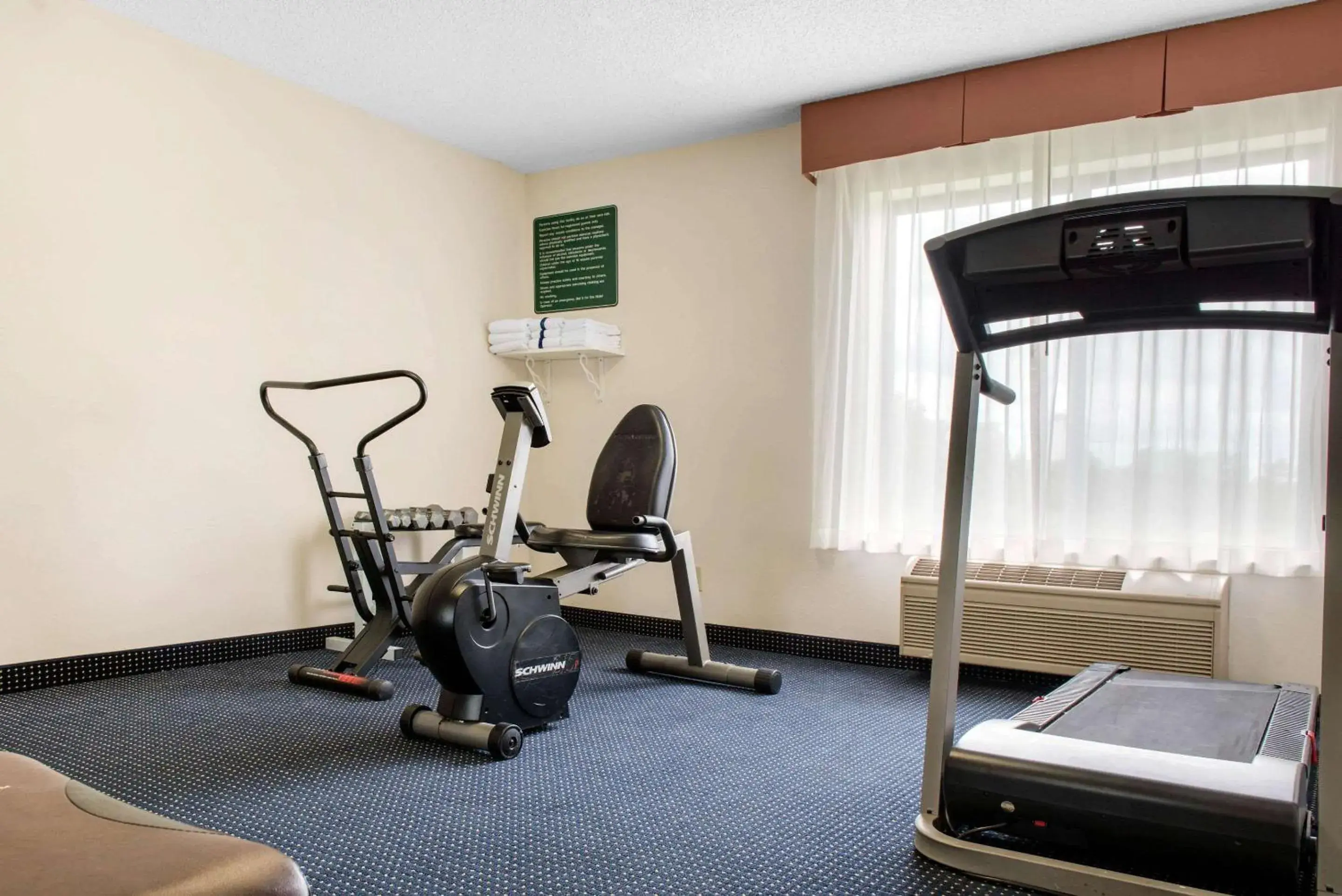 Fitness centre/facilities in Quality Inn & Suites Anderson I-69 Fitness centre/facilities in Quality Inn & Suites Anderson I-69