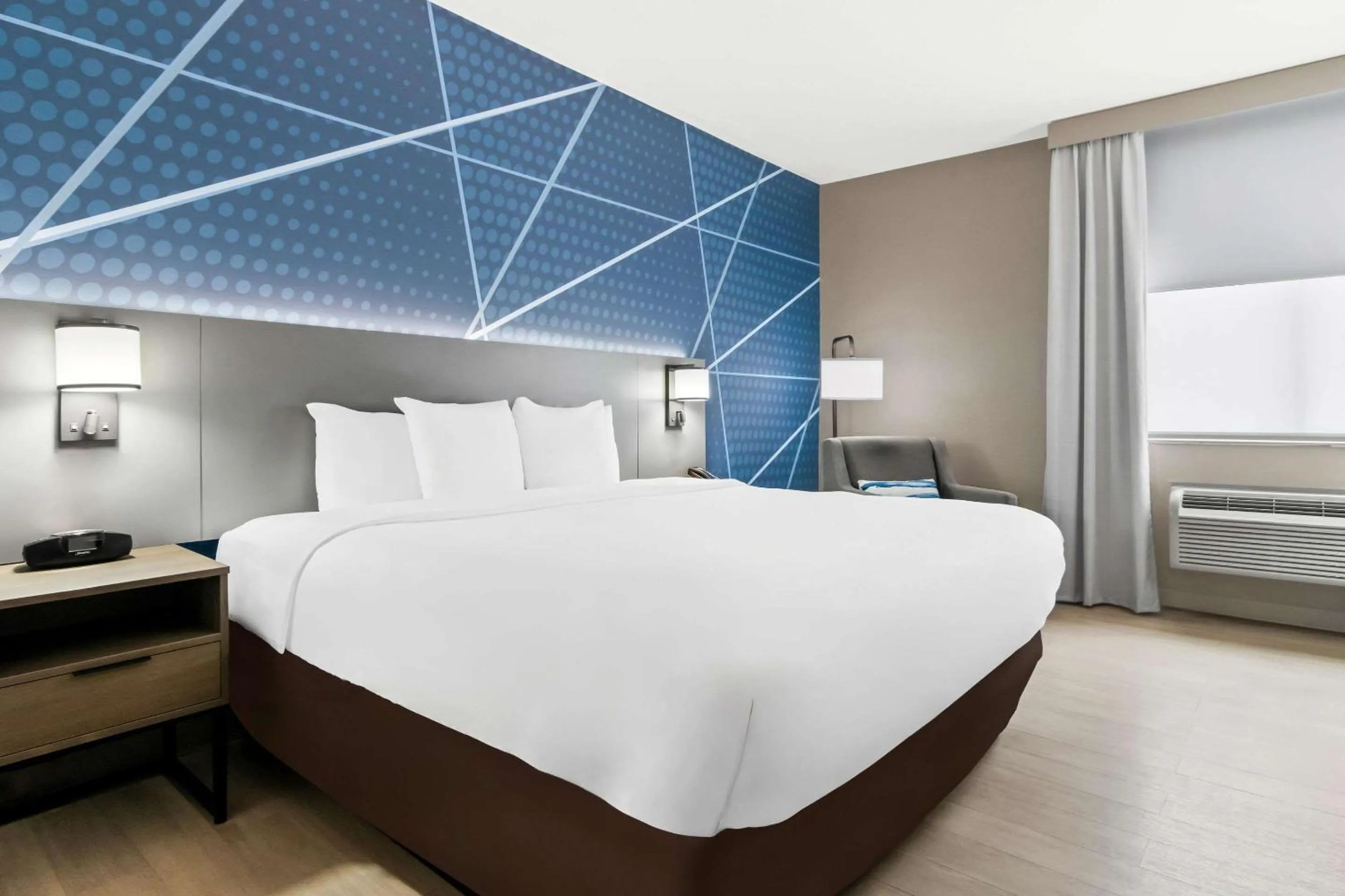 Bedroom, Bed in Comfort Inn Schereville