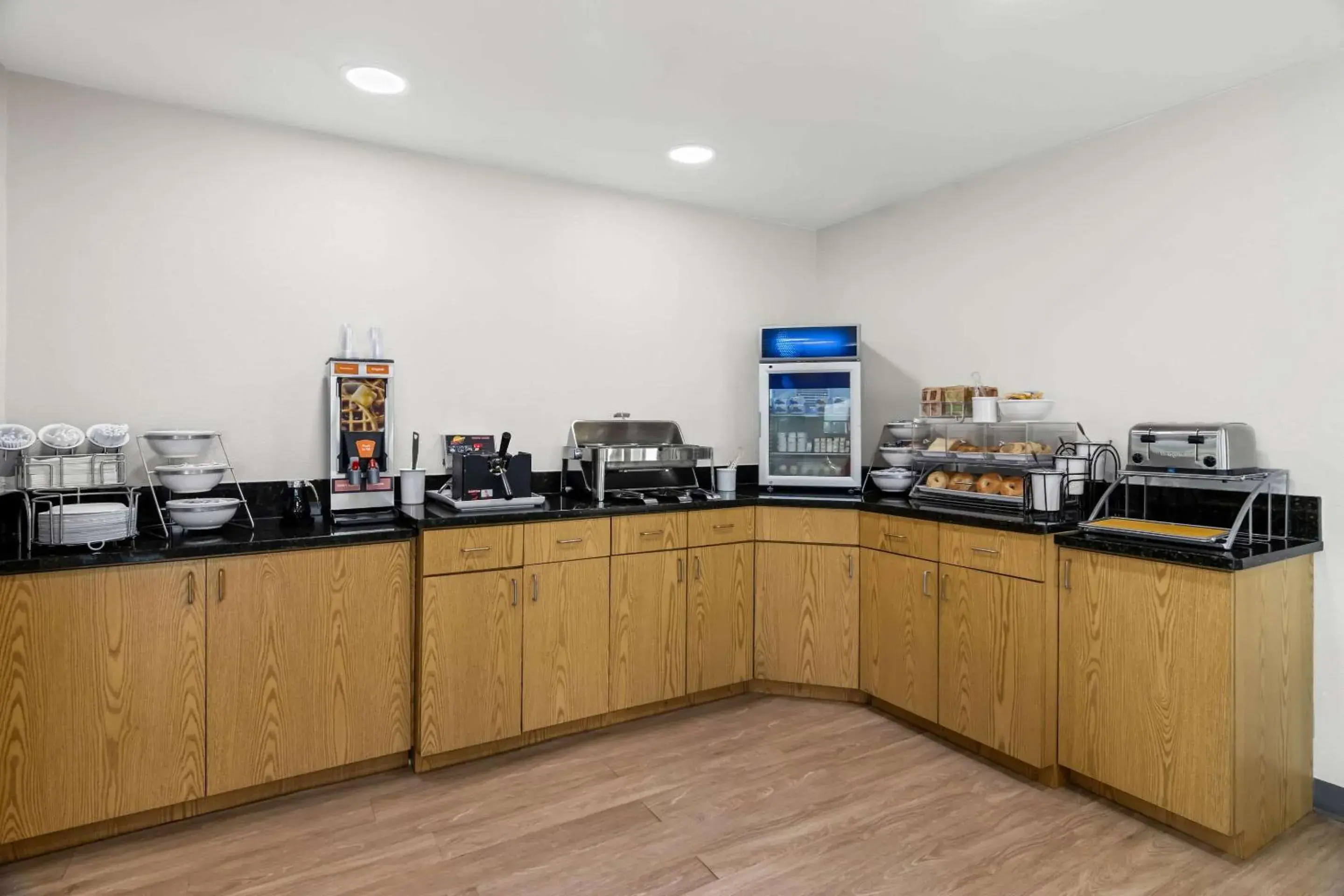 Breakfast in Comfort Inn Schereville Breakfast in Comfort Inn Schereville