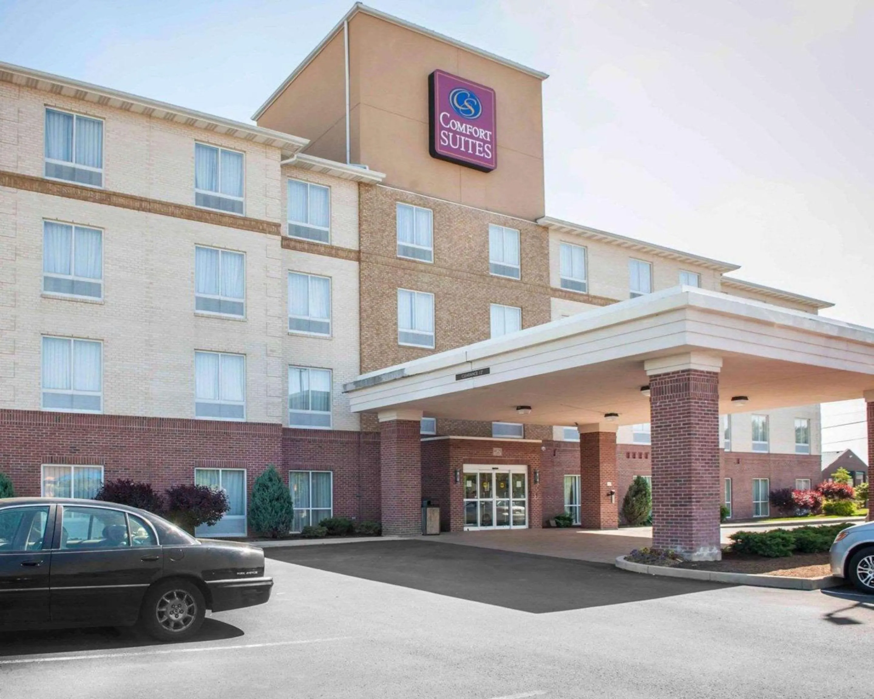Property building in Comfort Suites Southport