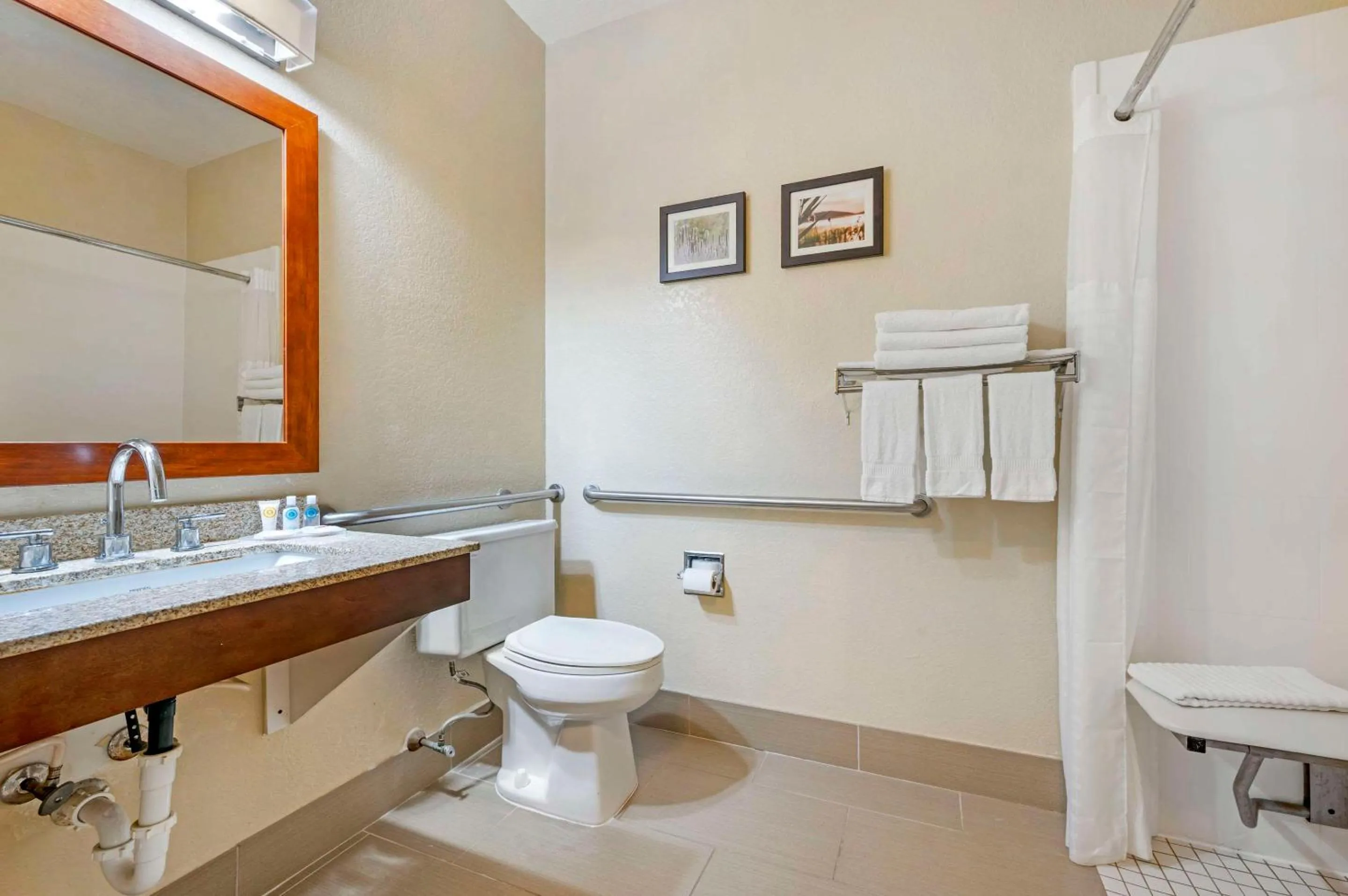 Bedroom in Comfort Inn