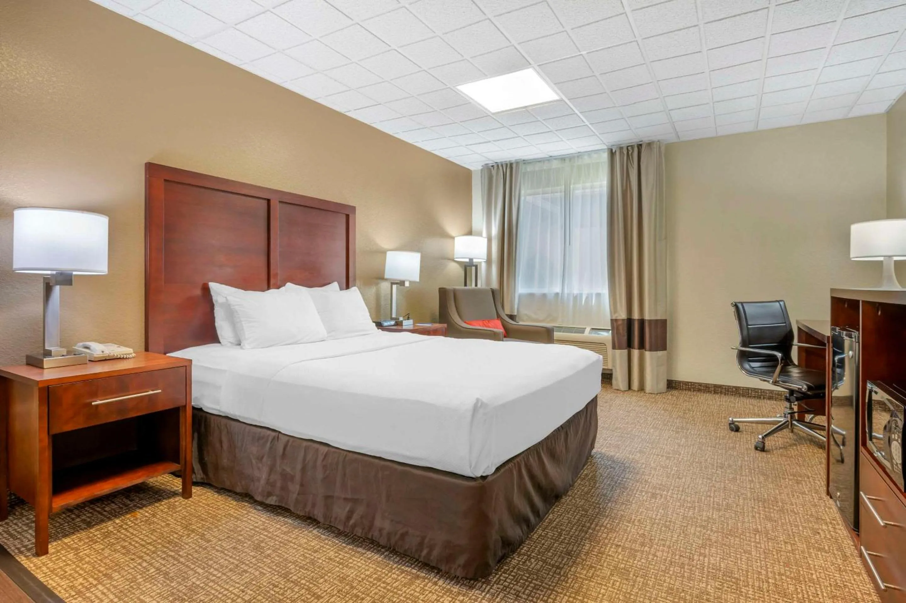 Bedroom, Bed in Comfort Inn