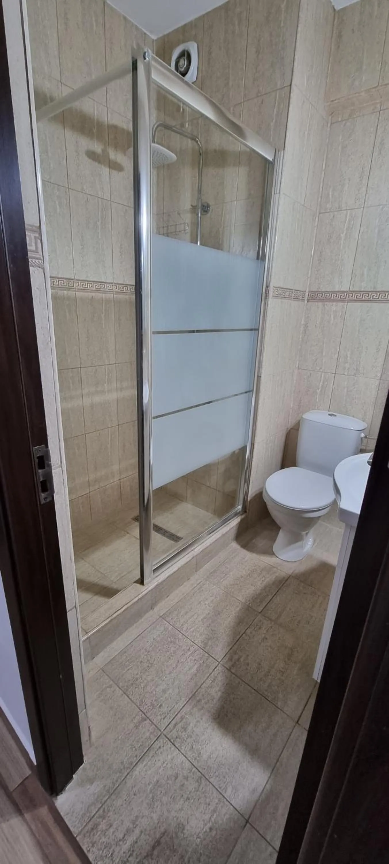 Shower in Hotel Blue Sky Resort