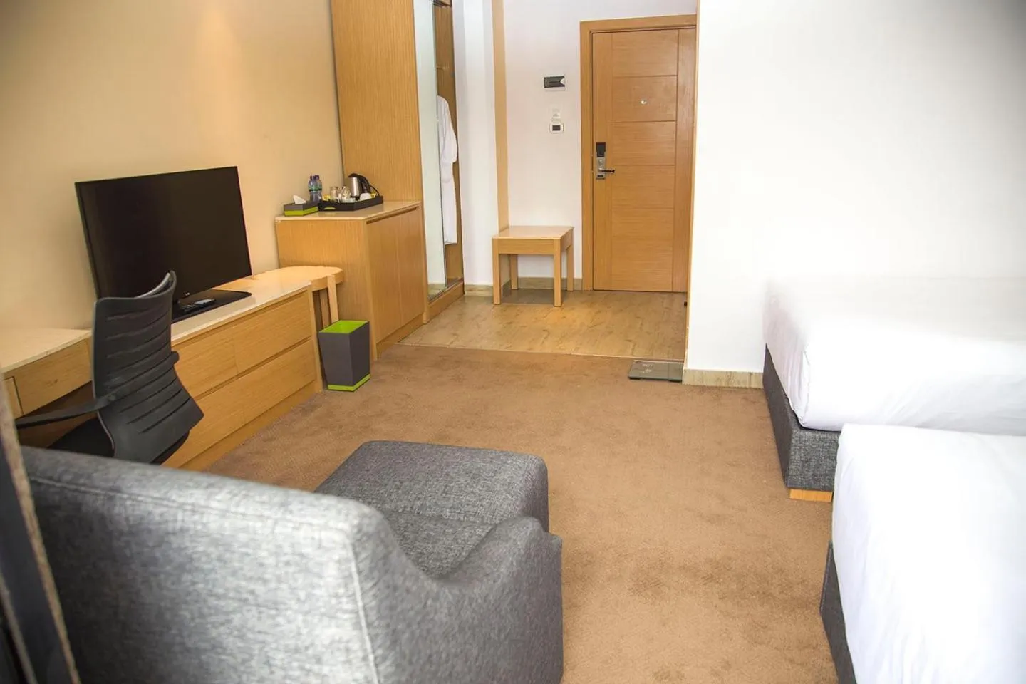 Communal lounge/ TV room in Vamos Addis Hotel