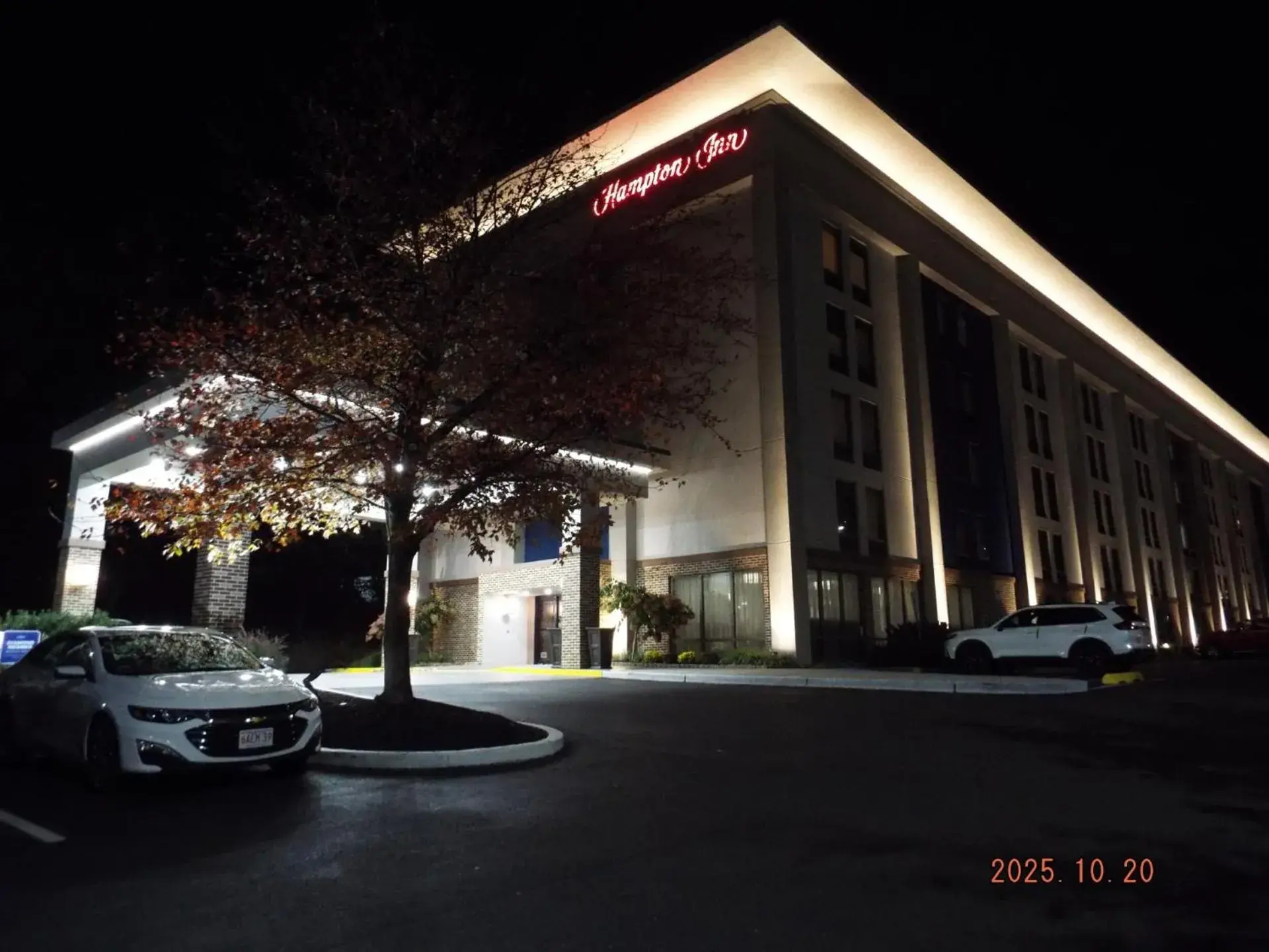 Property building in Hampton Inn Philadelphia/Willow Grove Property building in Hampton Inn Philadelphia/Willow Grove