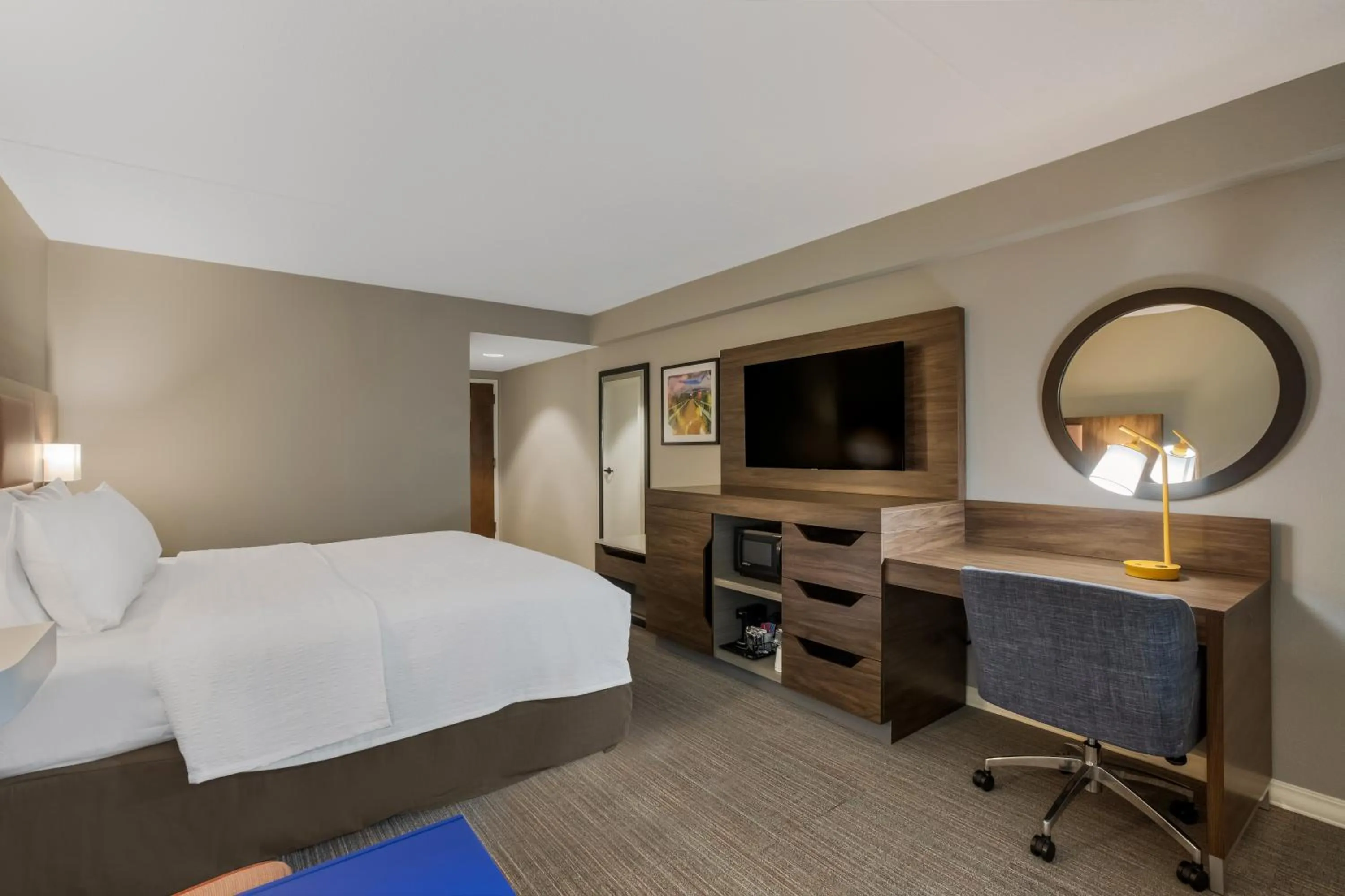 Bedroom, Bed in Hampton Inn Philadelphia/Willow Grove