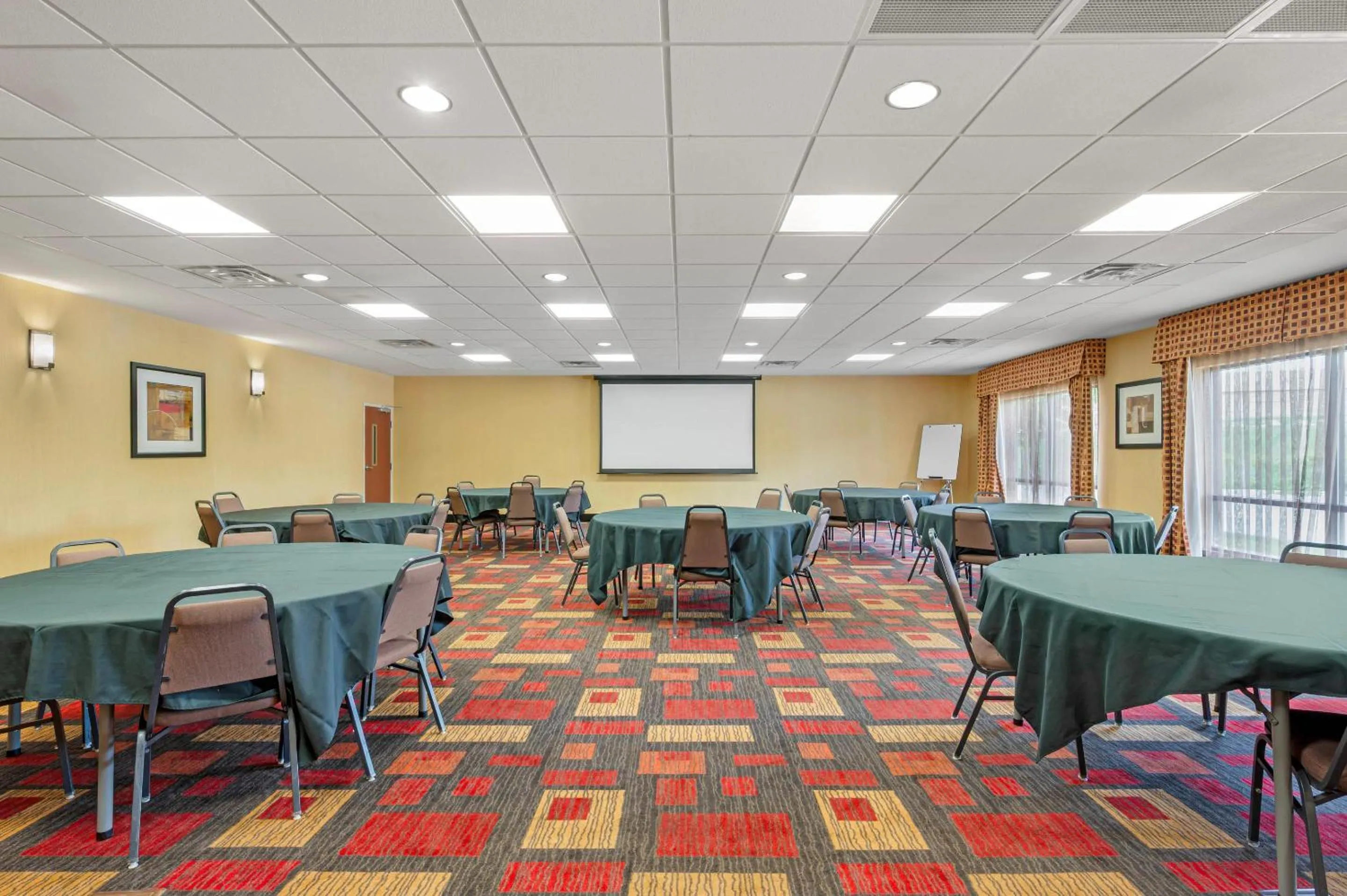 Meeting/conference room in Comfort Suites South Bend Near Casino