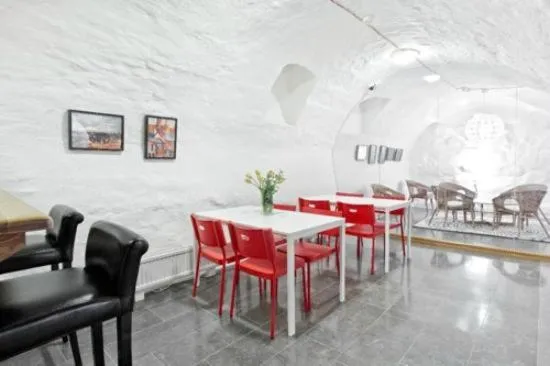 Ramilton Old Town Hostel