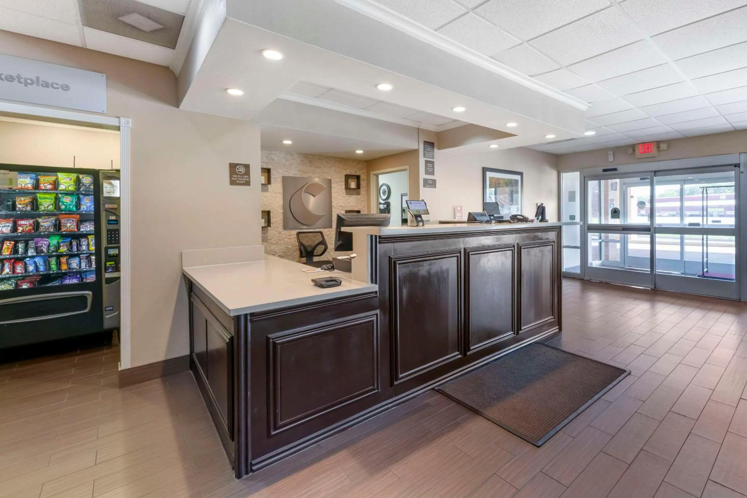 Lobby or reception in Comfort Inn & Suites Porter near Indiana Dunes