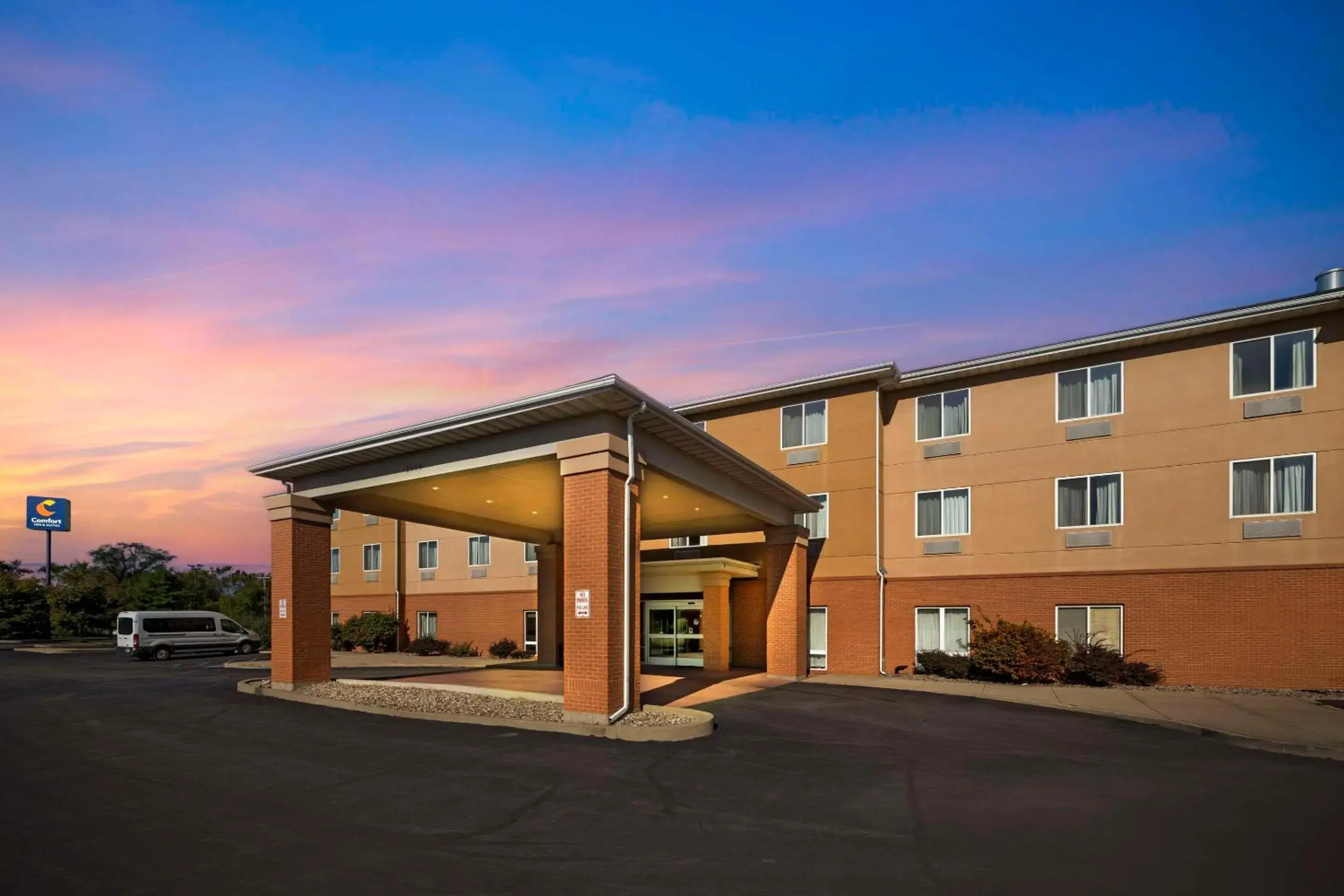 Comfort Inn & Suites Porter near Indiana Dunes Comfort Inn & Suites Porter near Indiana Dunes