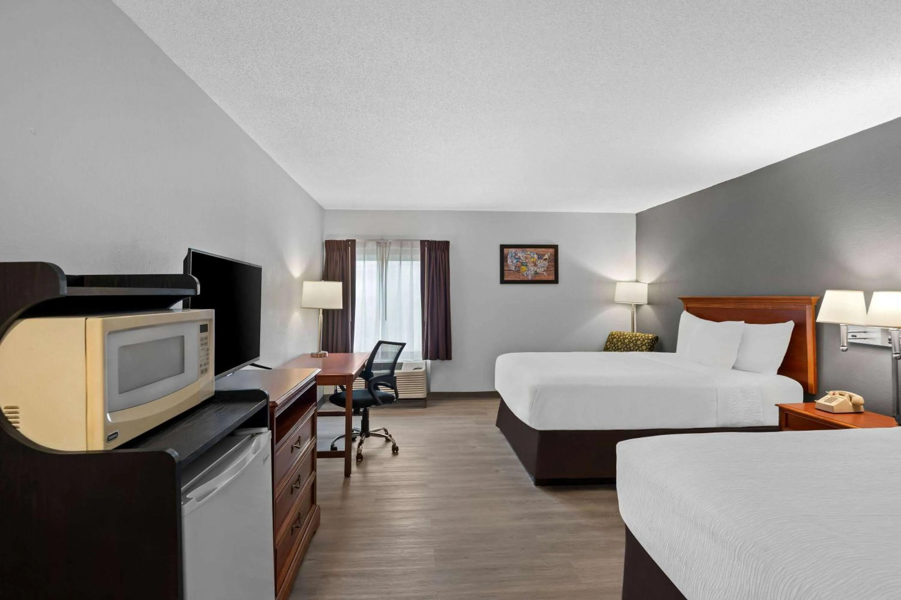 Bed in Baymont by Wyndham Lebanon IN