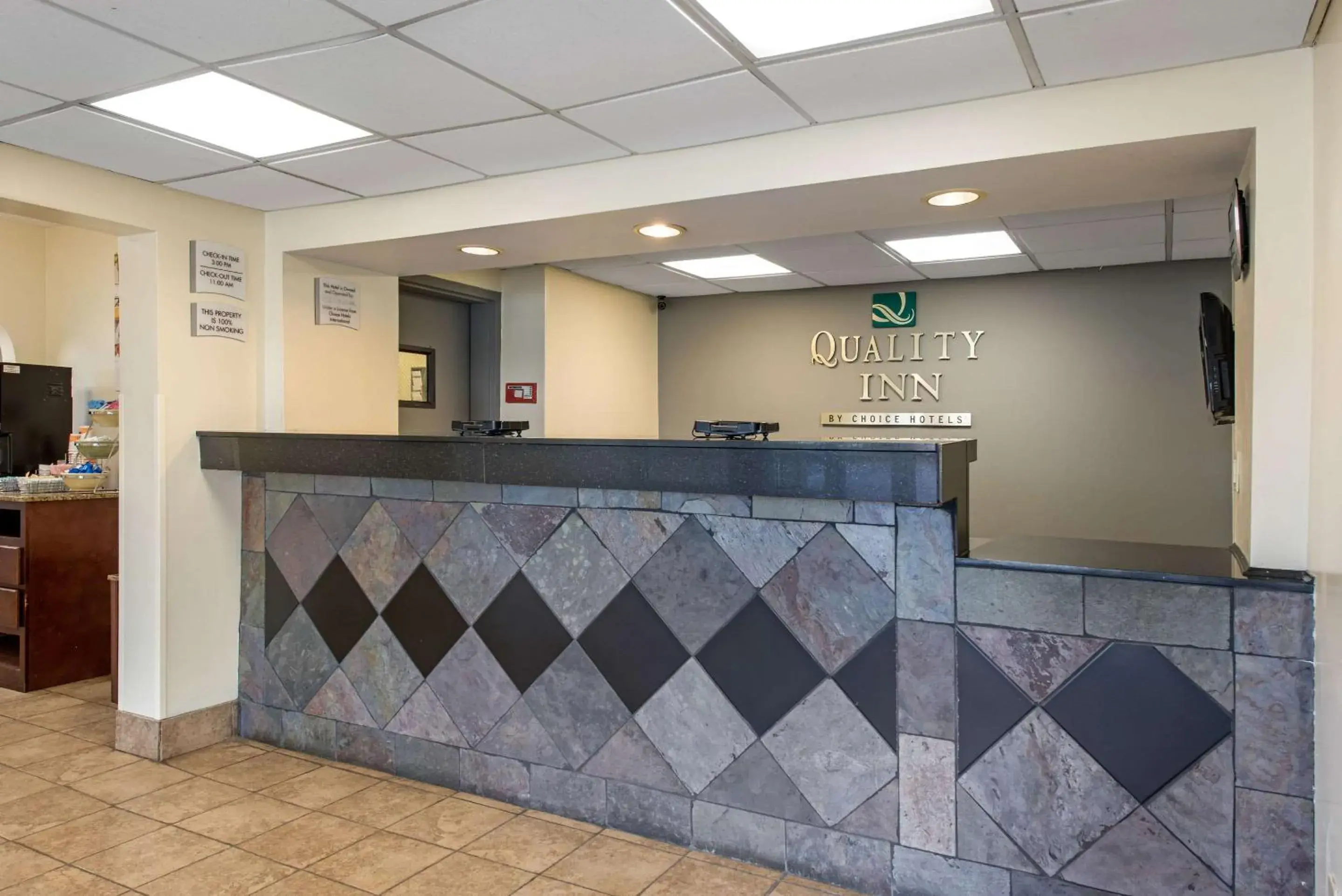 Lobby or reception in Quality Inn & Suites Lafayette I-65 Lobby or reception in Quality Inn & Suites Lafayette I-65