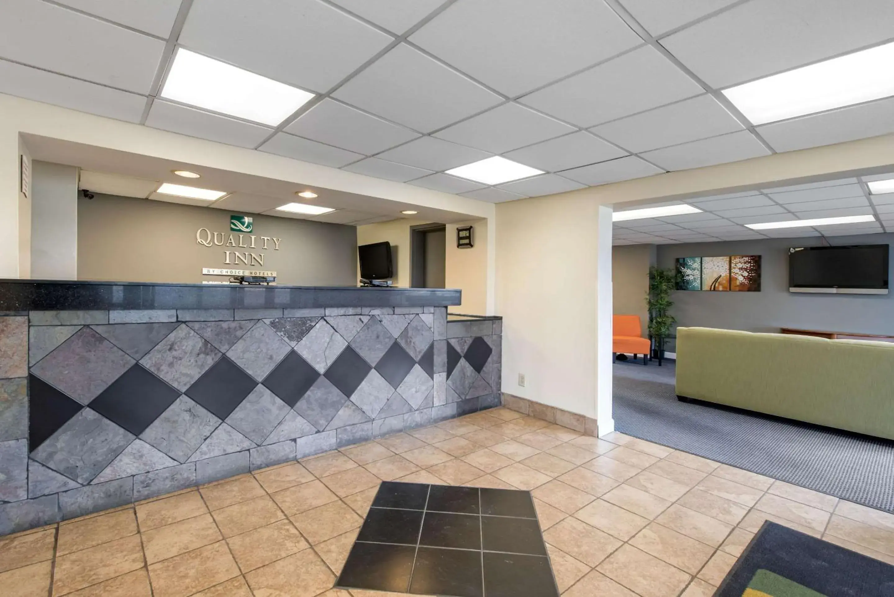 Lobby or reception in Quality Inn & Suites Lafayette I-65 Lobby or reception in Quality Inn & Suites Lafayette I-65