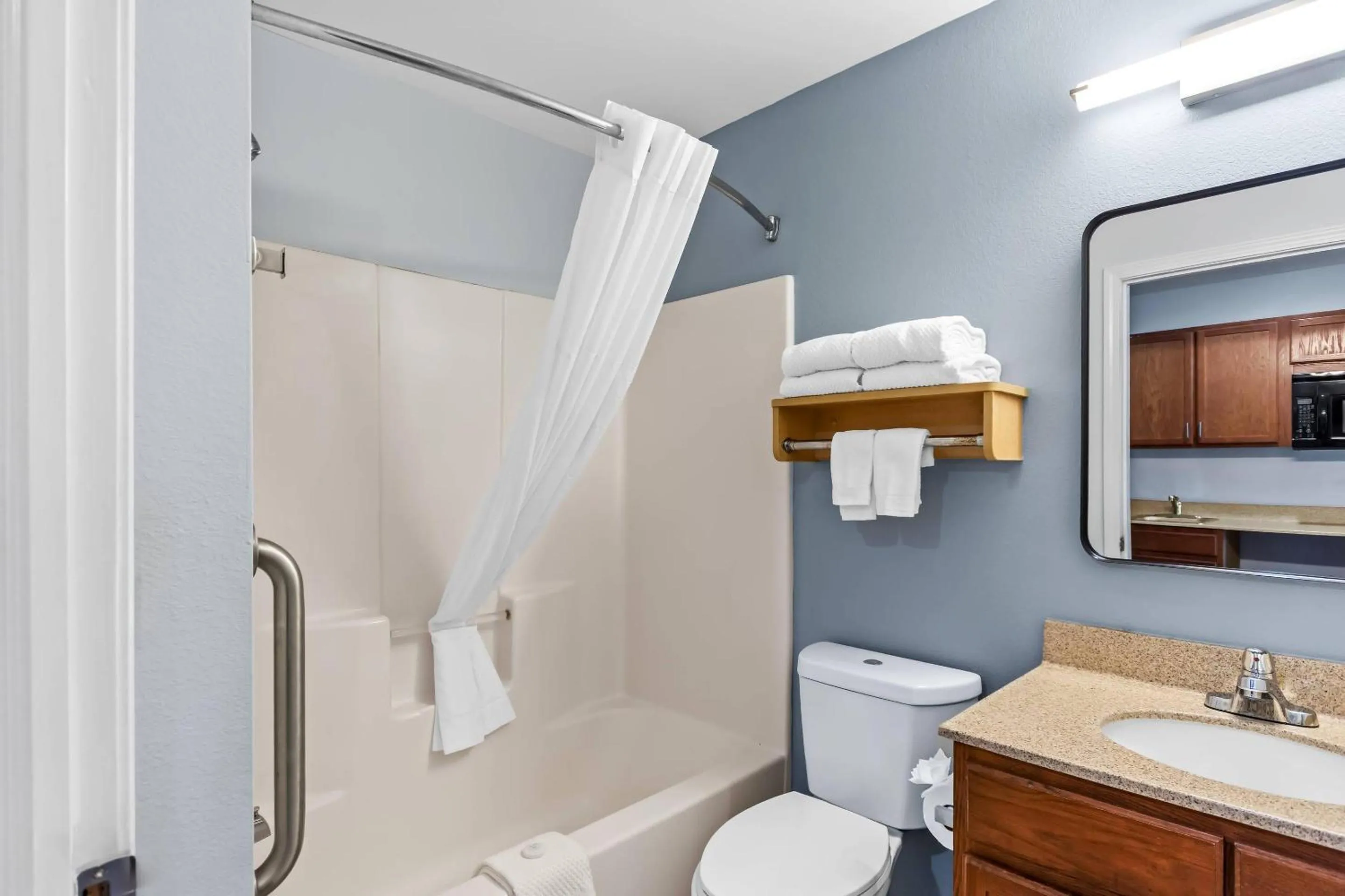 Bedroom in Suburban Studios Clarksville-Louisville North