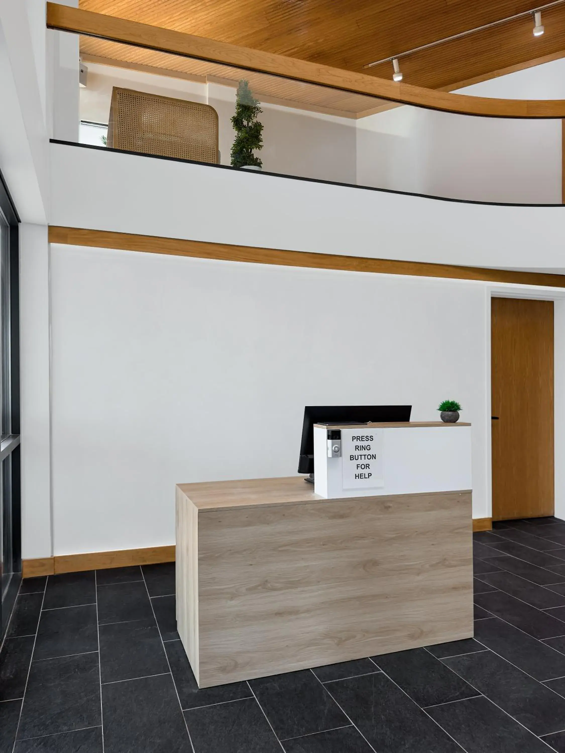 Lobby or reception in Quality Inn Fort Wayne Lobby or reception in Quality Inn Fort Wayne