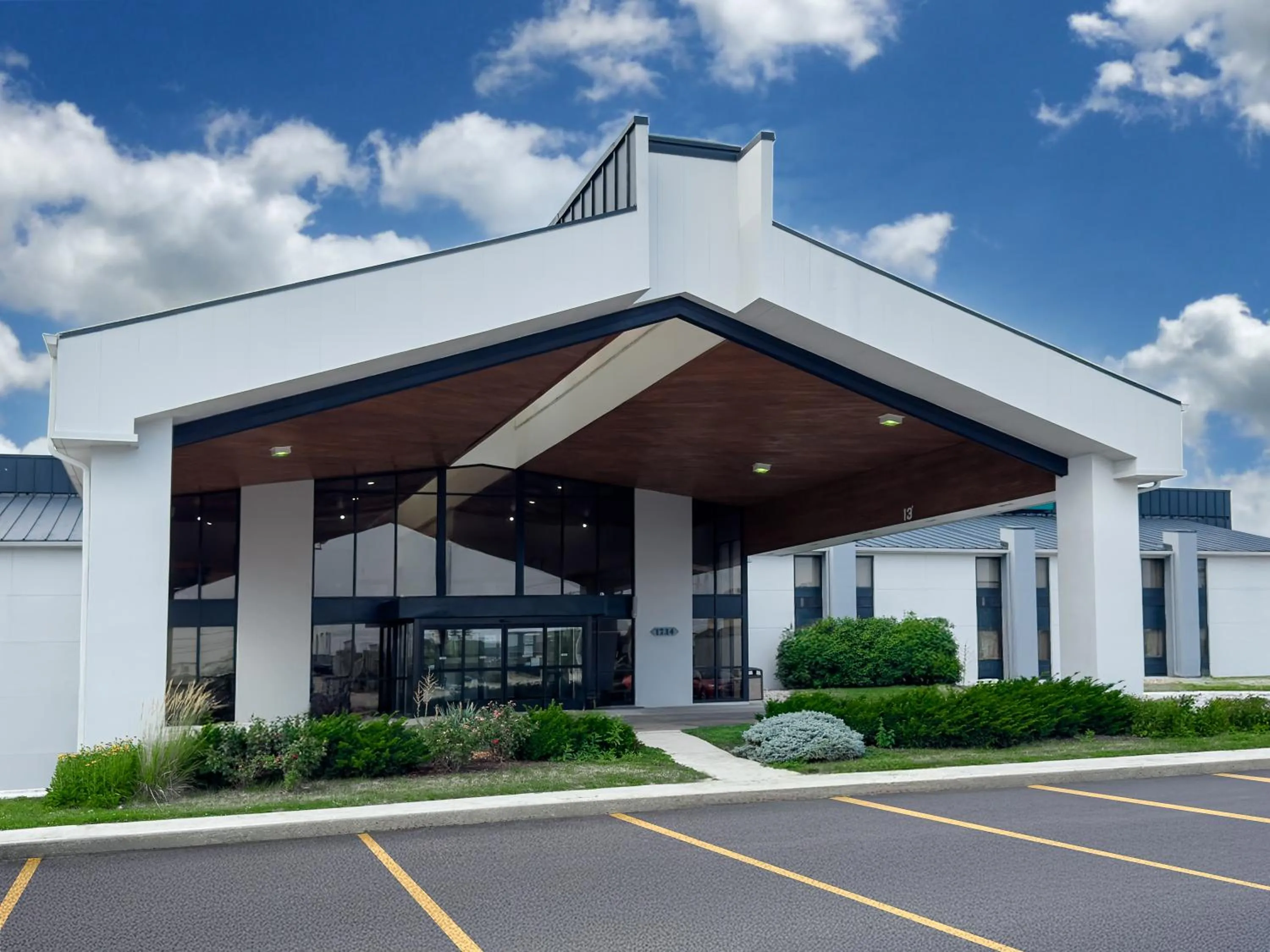 Property building in Quality Inn Fort Wayne