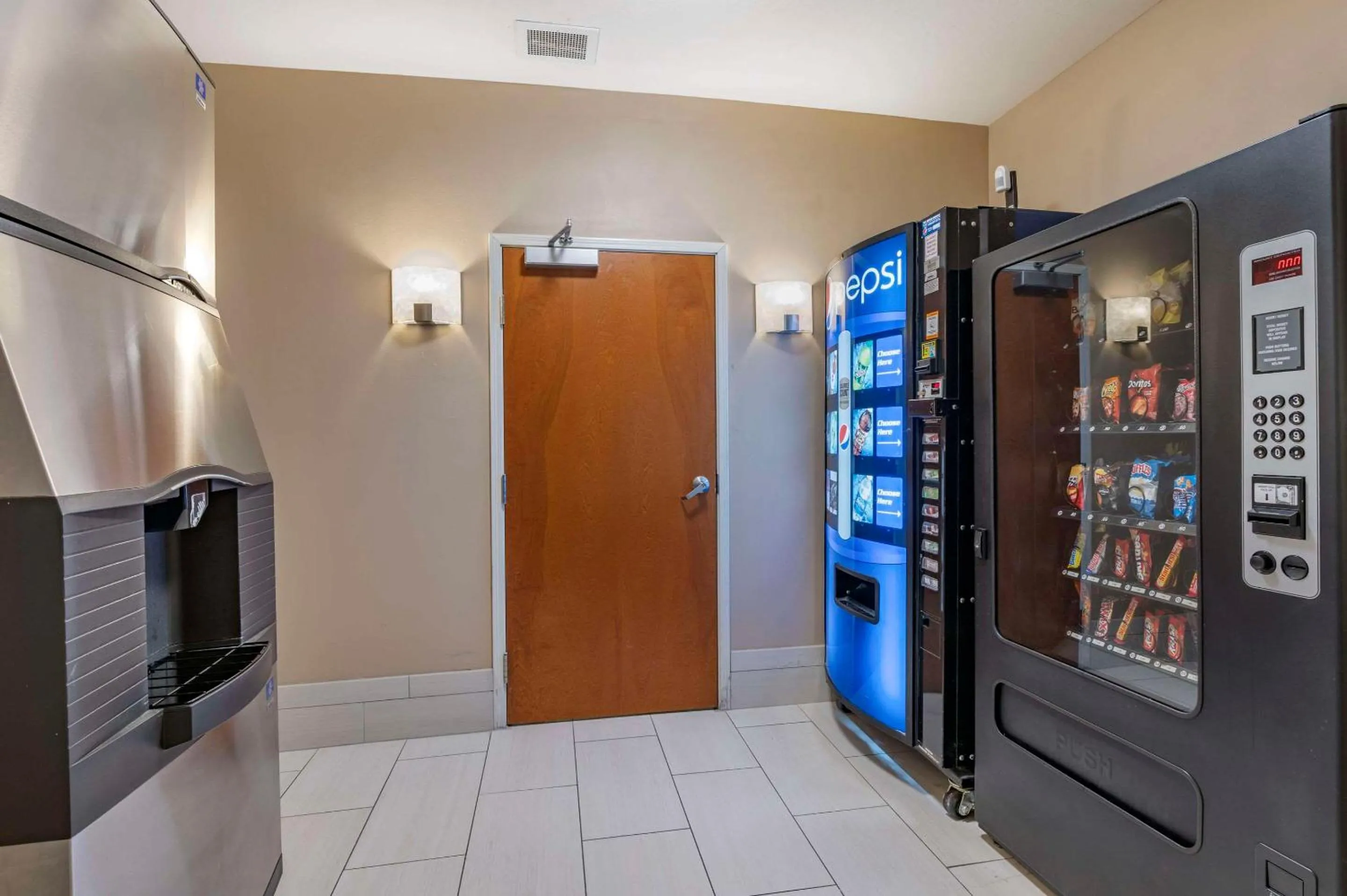 Other in Comfort Inn Hebron-Lowell Area