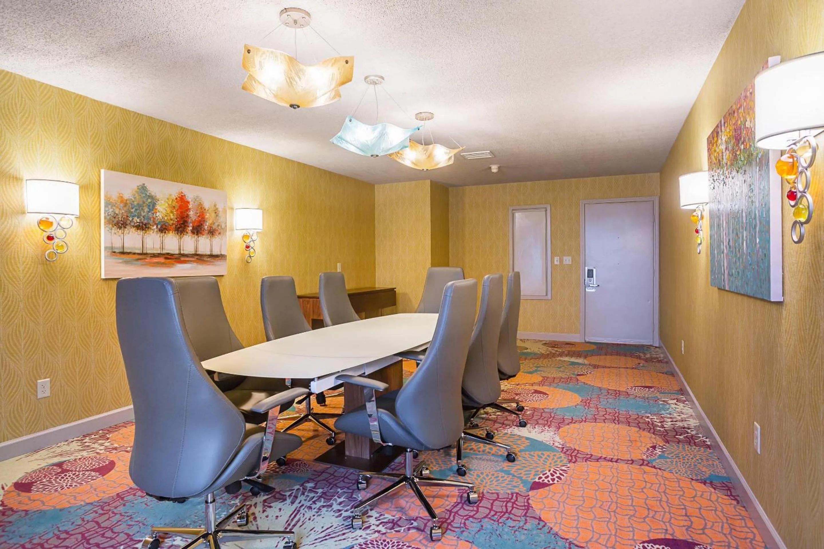 Meeting/conference room in Clarion Inn & Suites Evansville Eastland Area