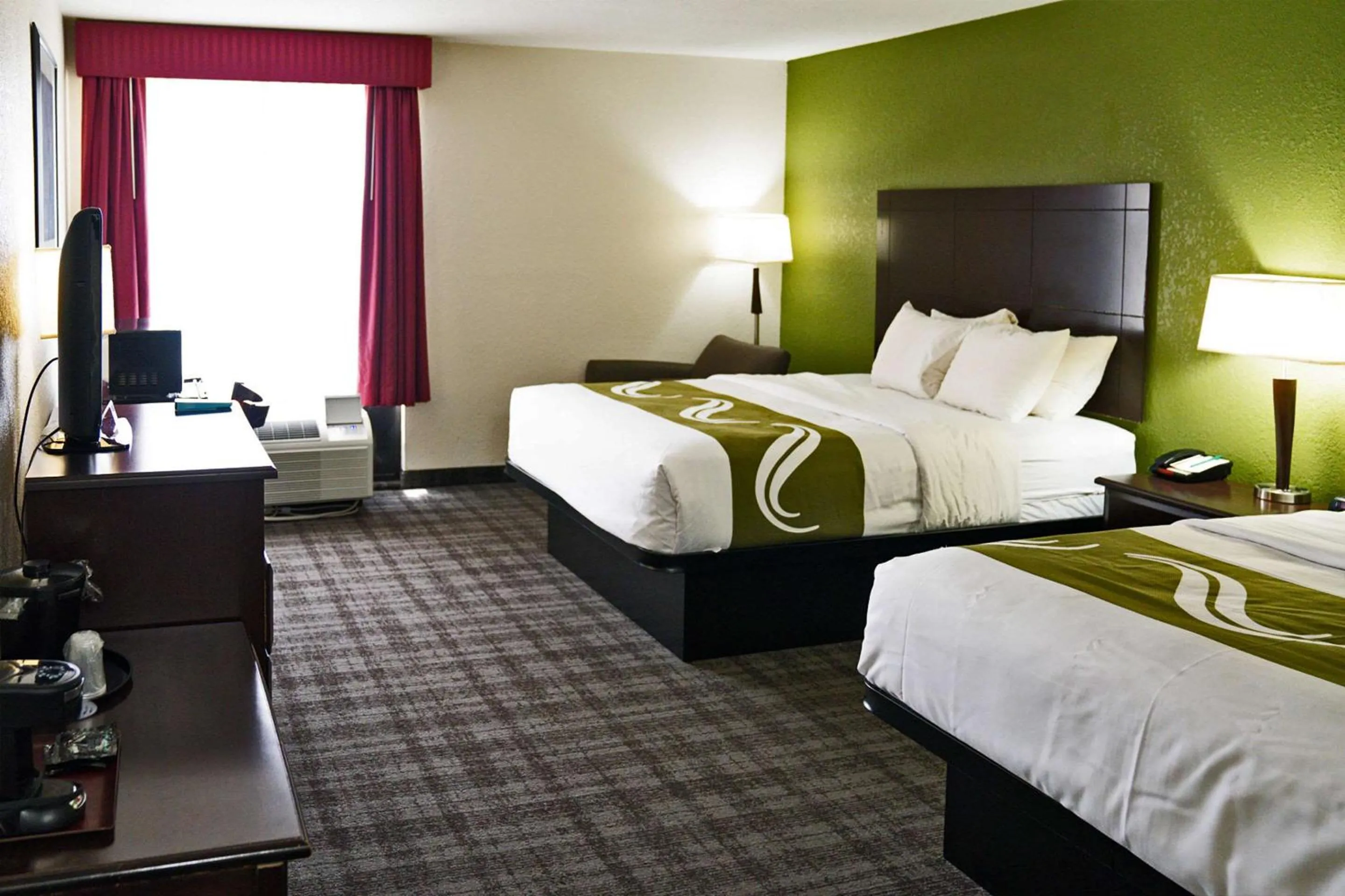 Bedroom, Bed in Quality Inn Seymour I-65