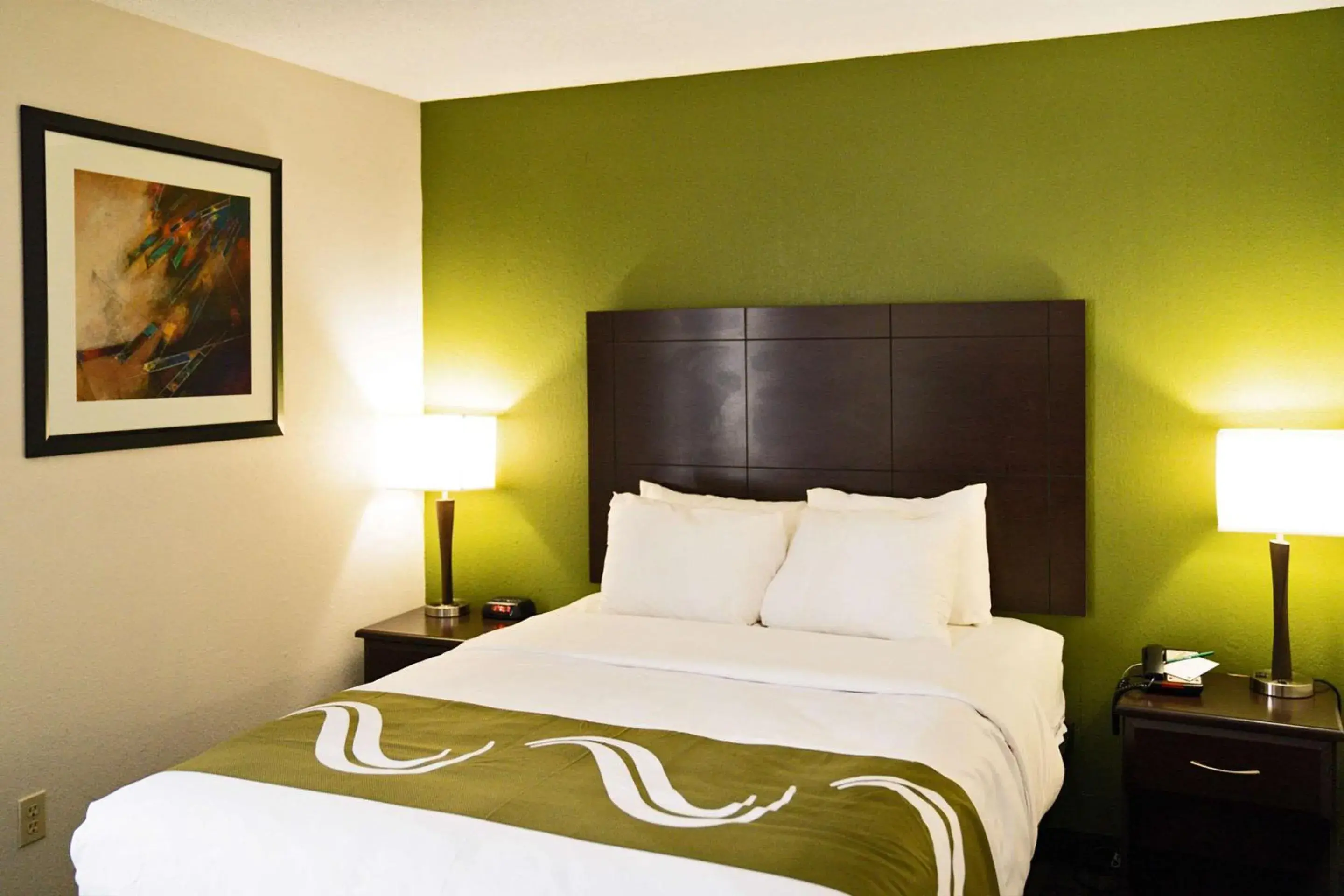 Bedroom, Bed in Quality Inn Seymour I-65 Bedroom, Bed in Quality Inn Seymour I-65