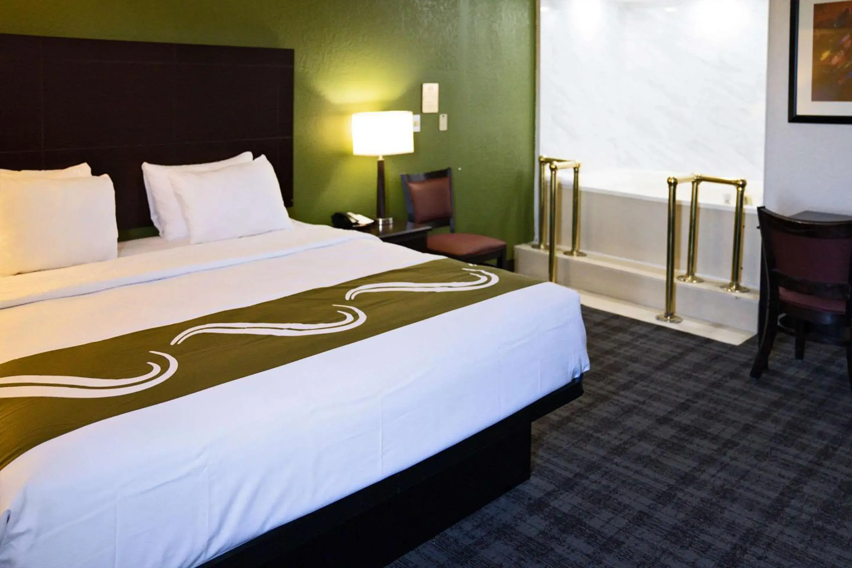 Bedroom, Bed in Quality Inn Seymour I-65 Bedroom, Bed in Quality Inn Seymour I-65