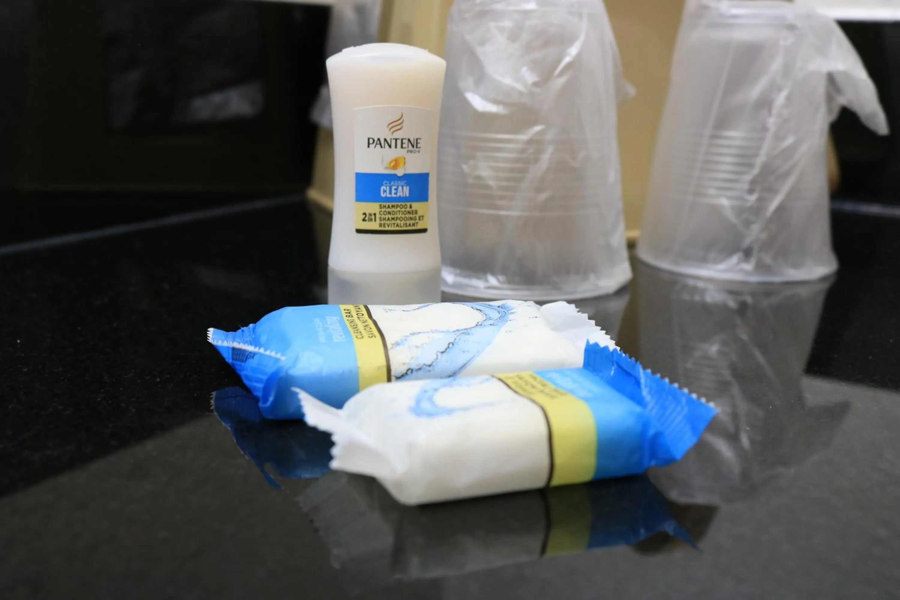 Heritage Inn & Suites