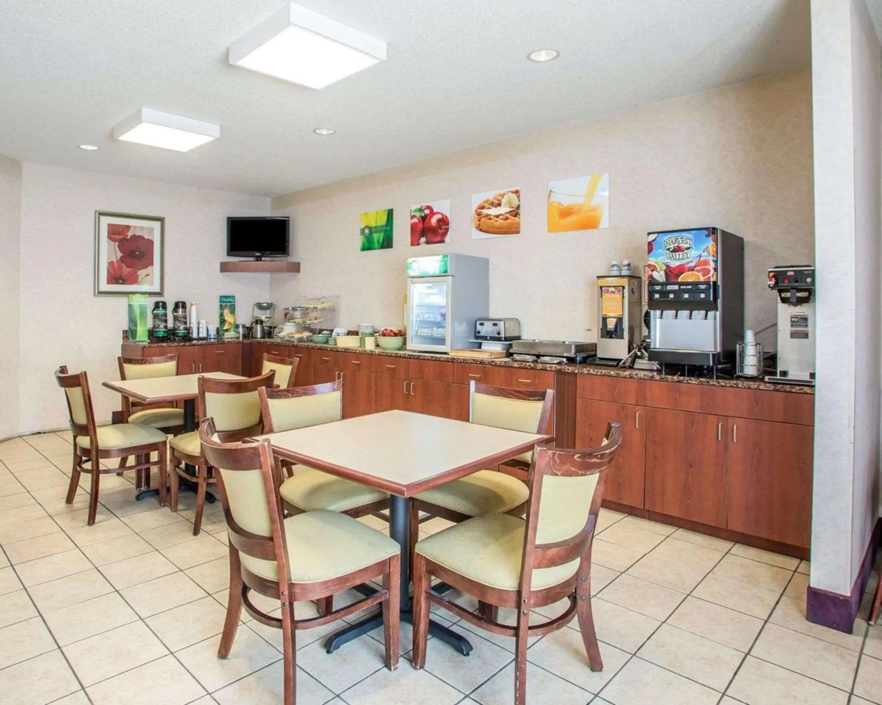 Restaurant/places to eat in Quality Inn Merrillville Restaurant/places to eat in Quality Inn Merrillville