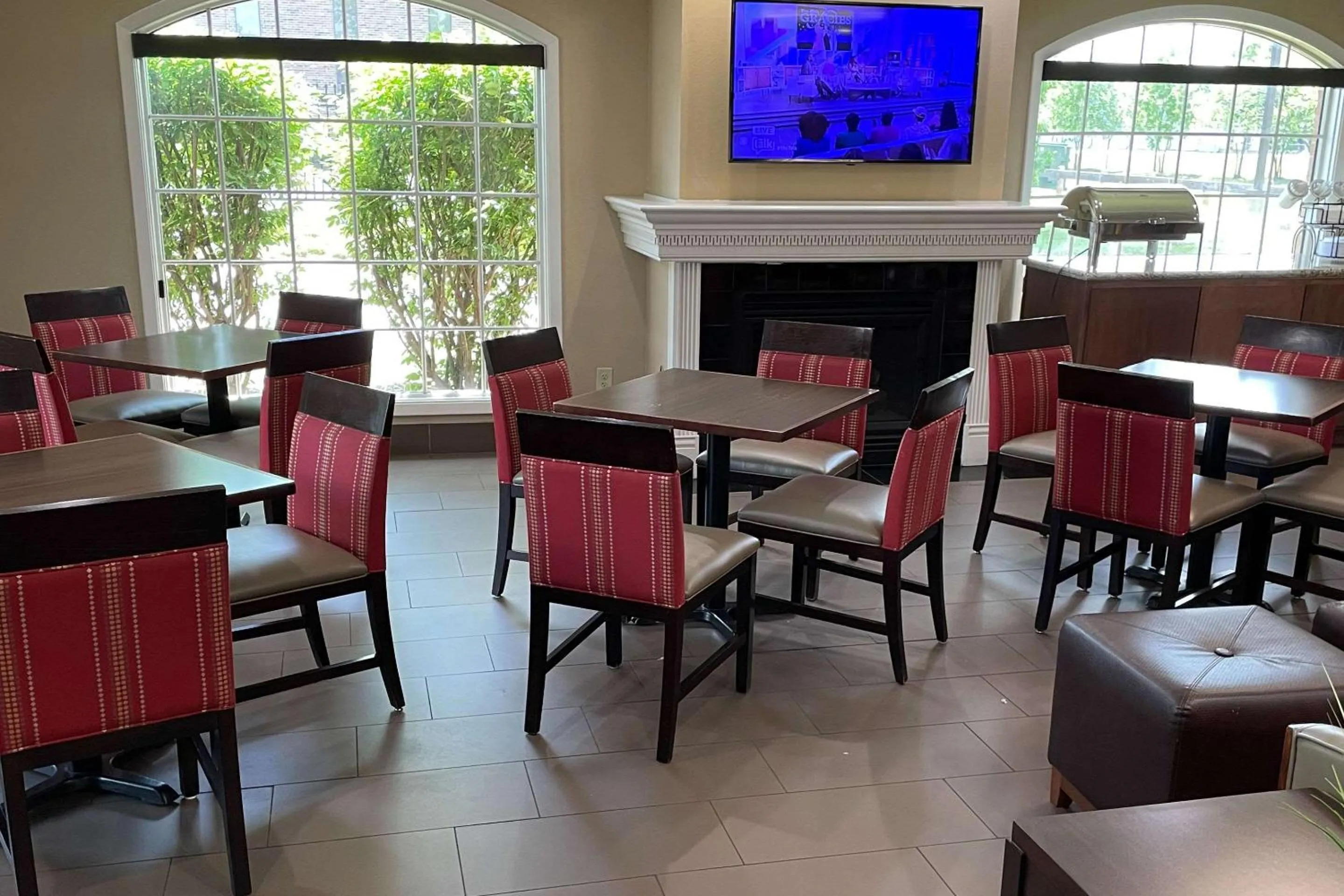 Breakfast in Comfort Inn Indianapolis South I-65