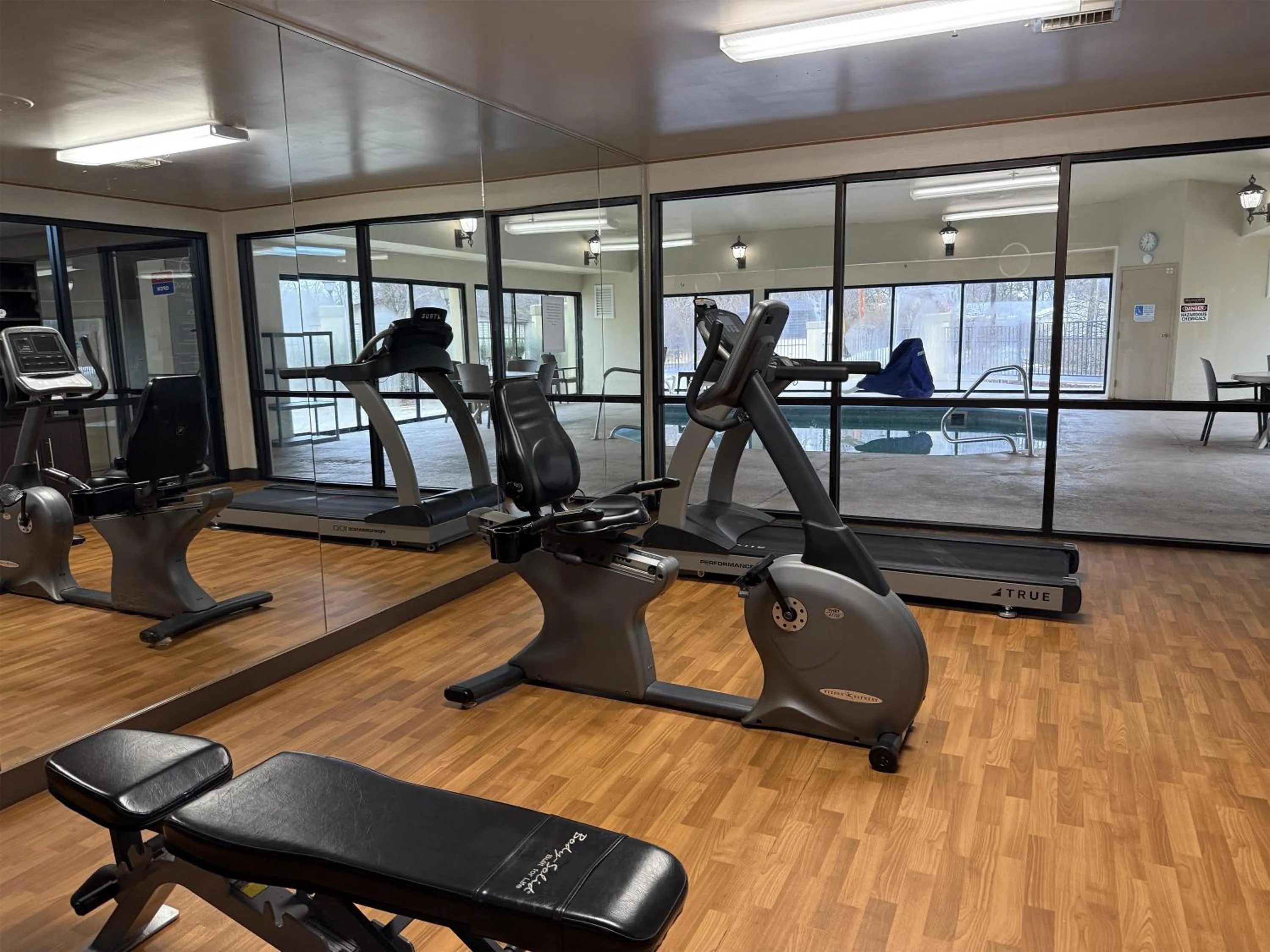 Fitness centre/facilities in SureStay by Best Western Marion