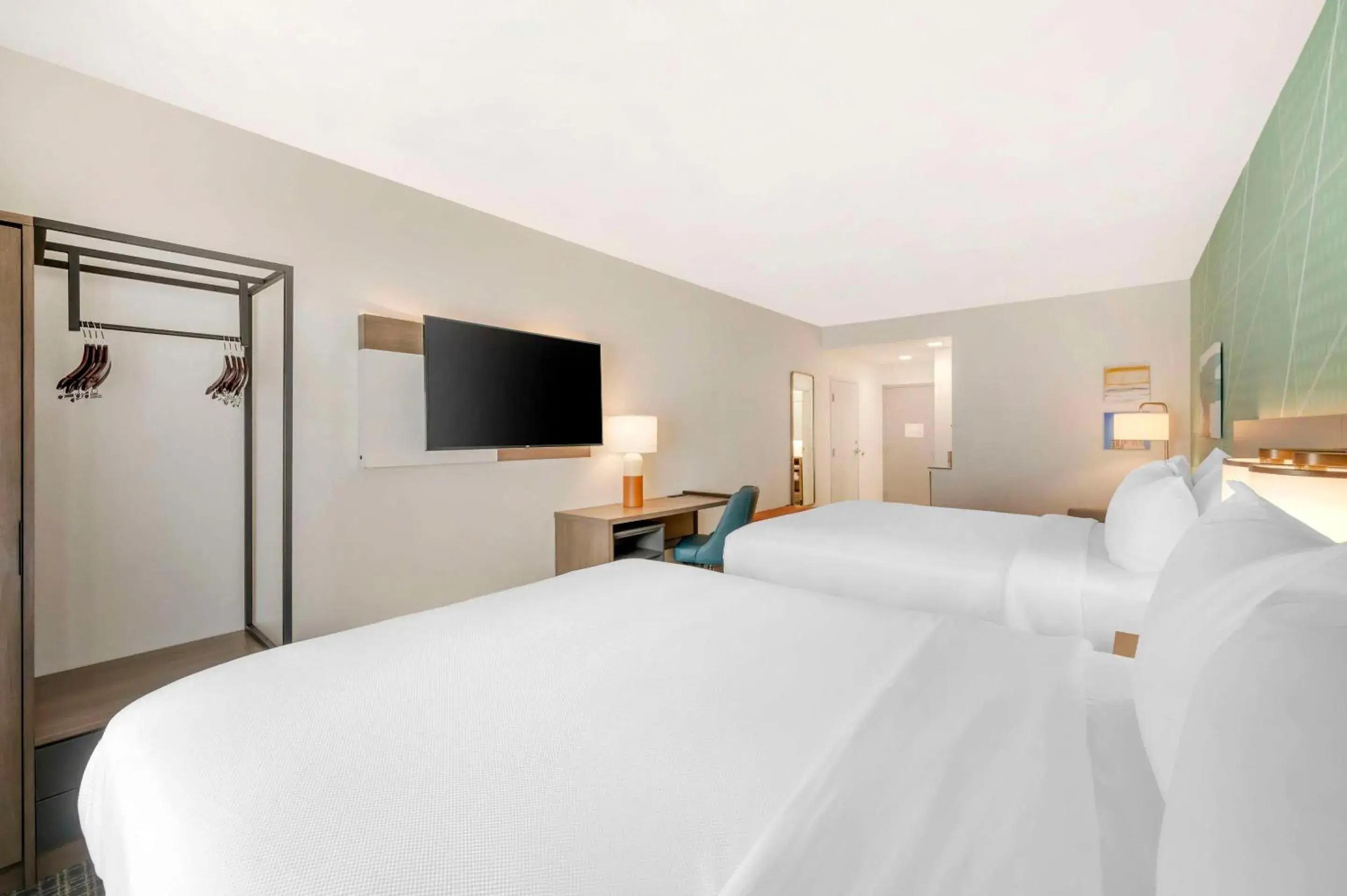 Bed in Comfort Suites Fort Wayne - Southwest Bed in Comfort Suites Fort Wayne - Southwest