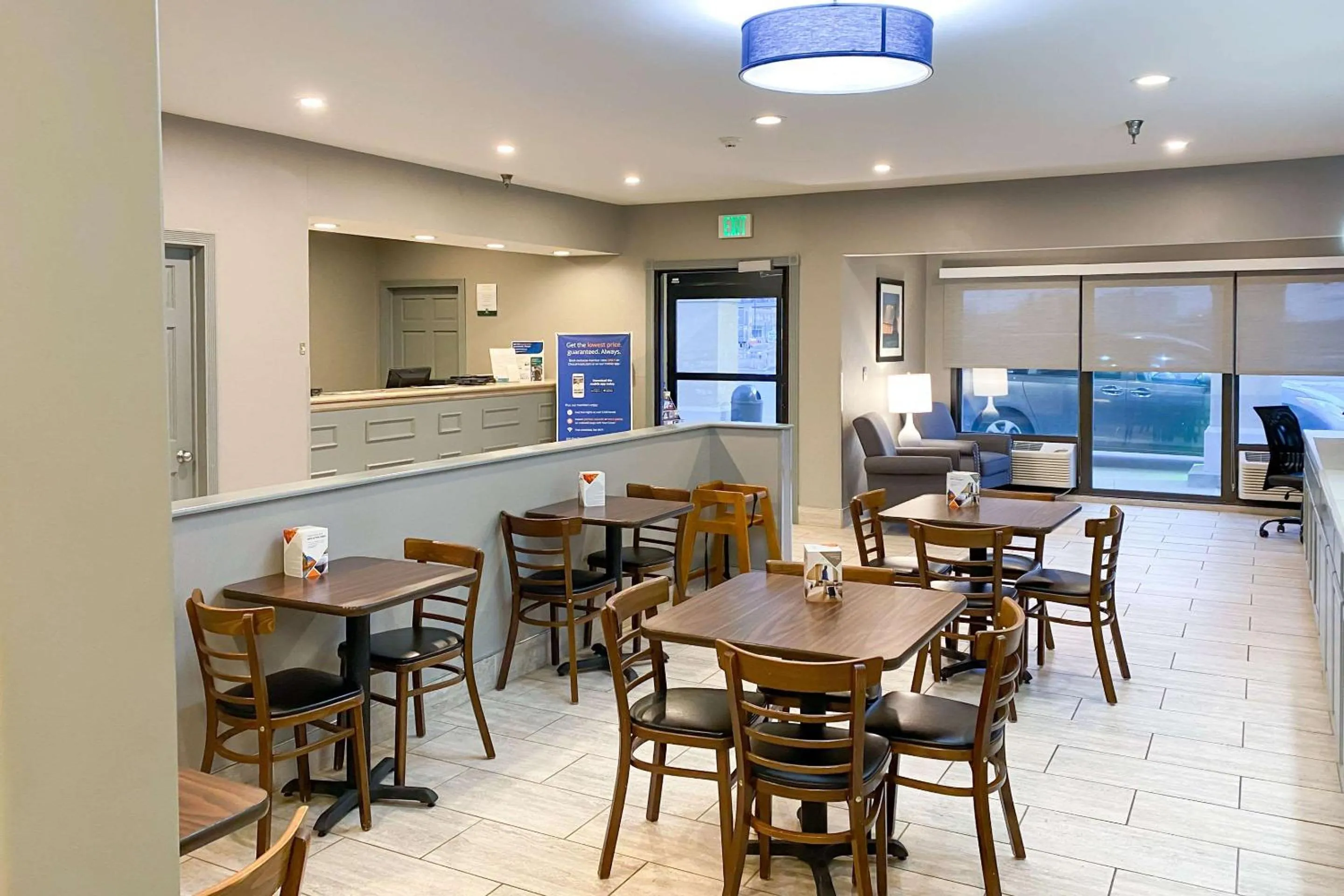 Restaurant/places to eat in Quality Inn Michigan City South