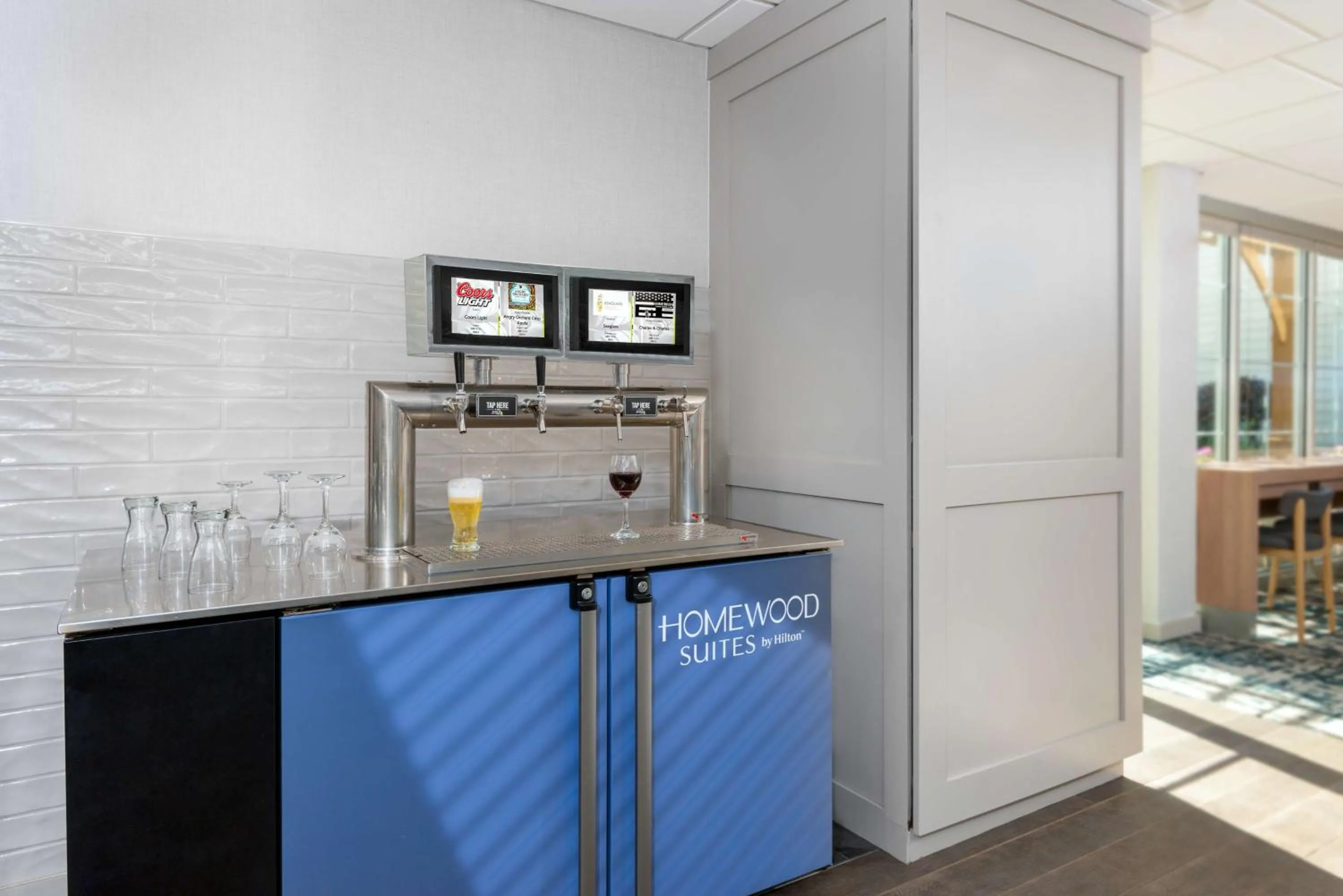 Dining area in Homewood Suites by Hilton Buffalo/Airport