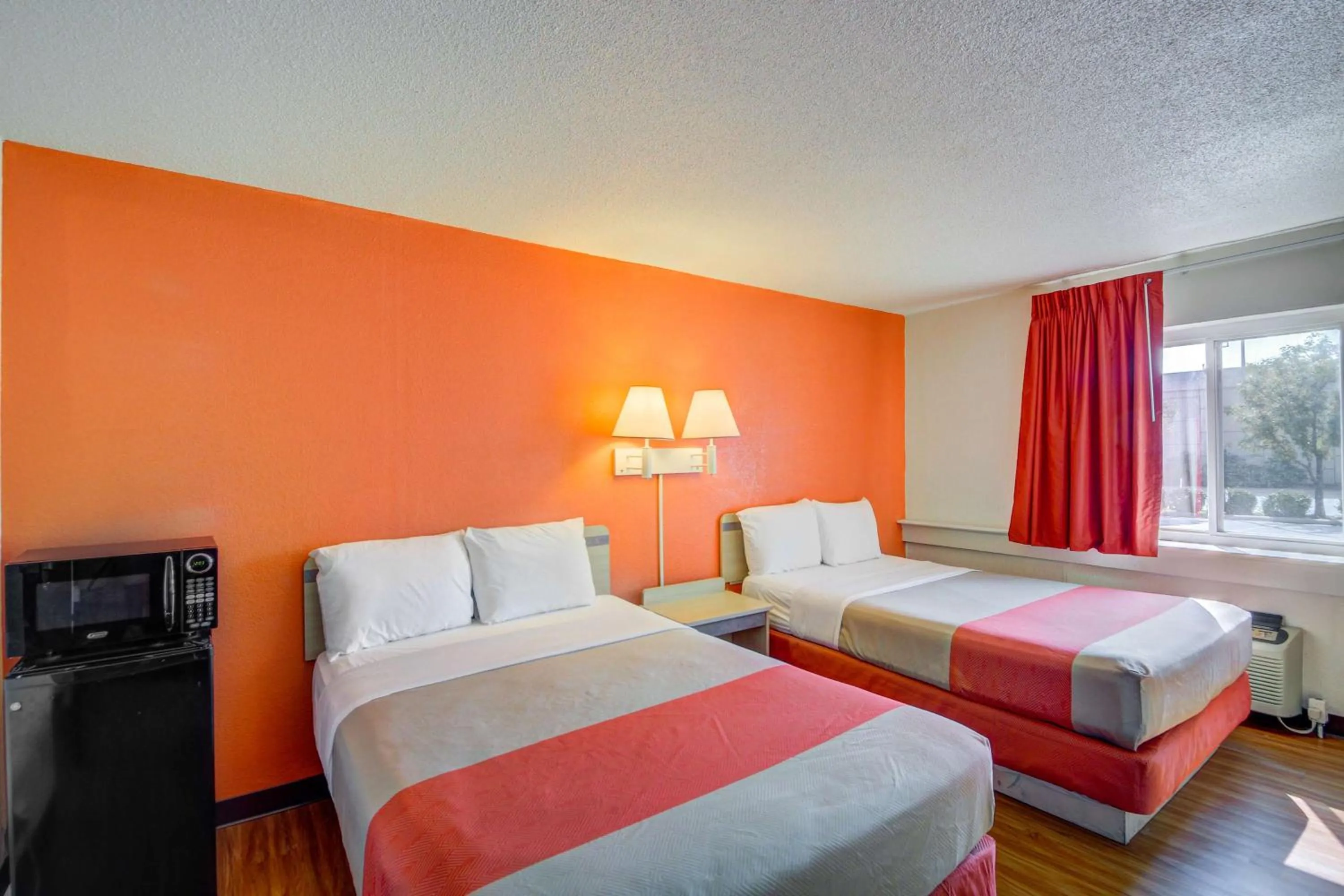 Bedroom, Bed in Motel 6-Wichita, KS