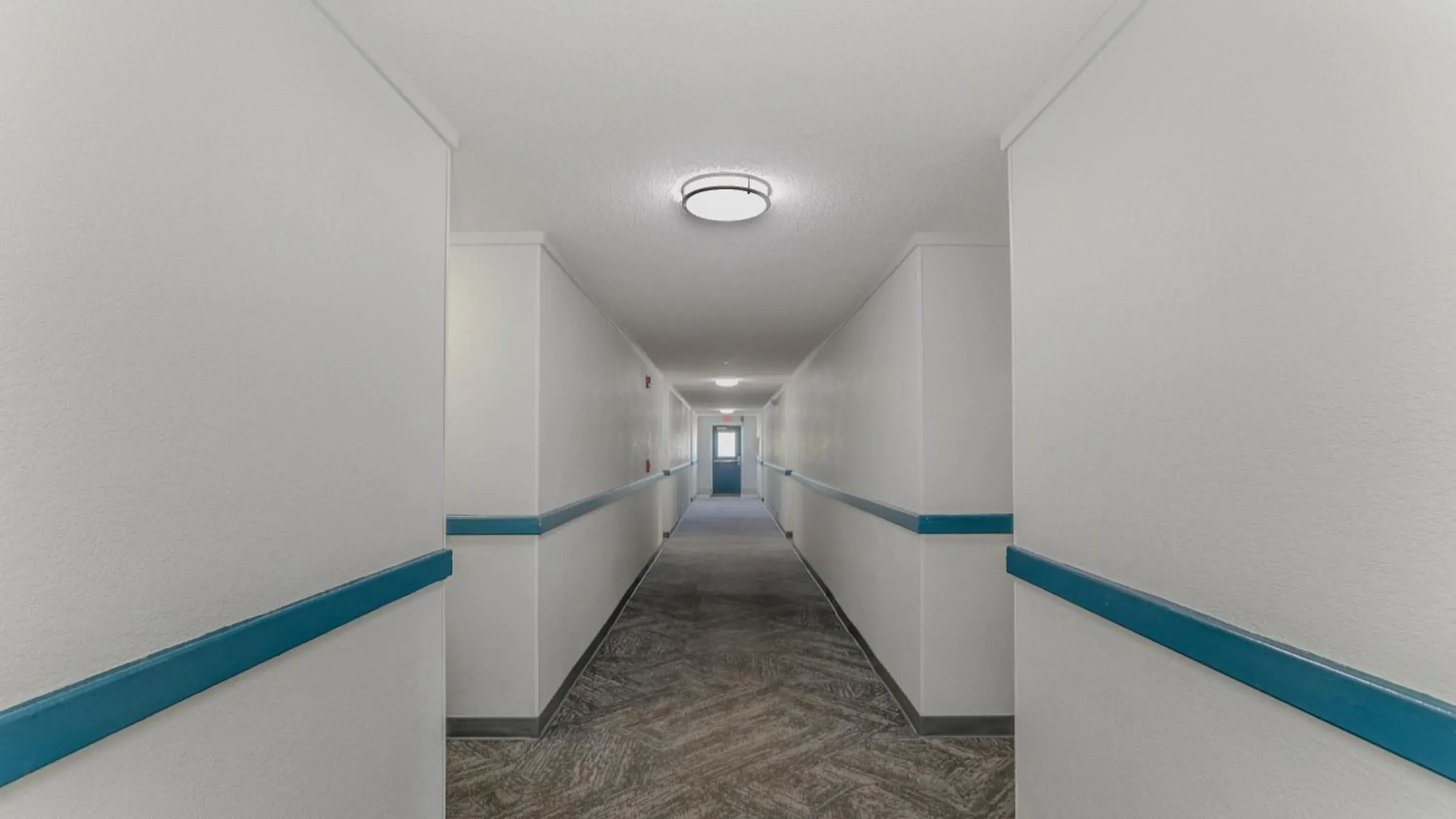 Property building in Motel 6-Wichita, KS Property building in Motel 6-Wichita, KS