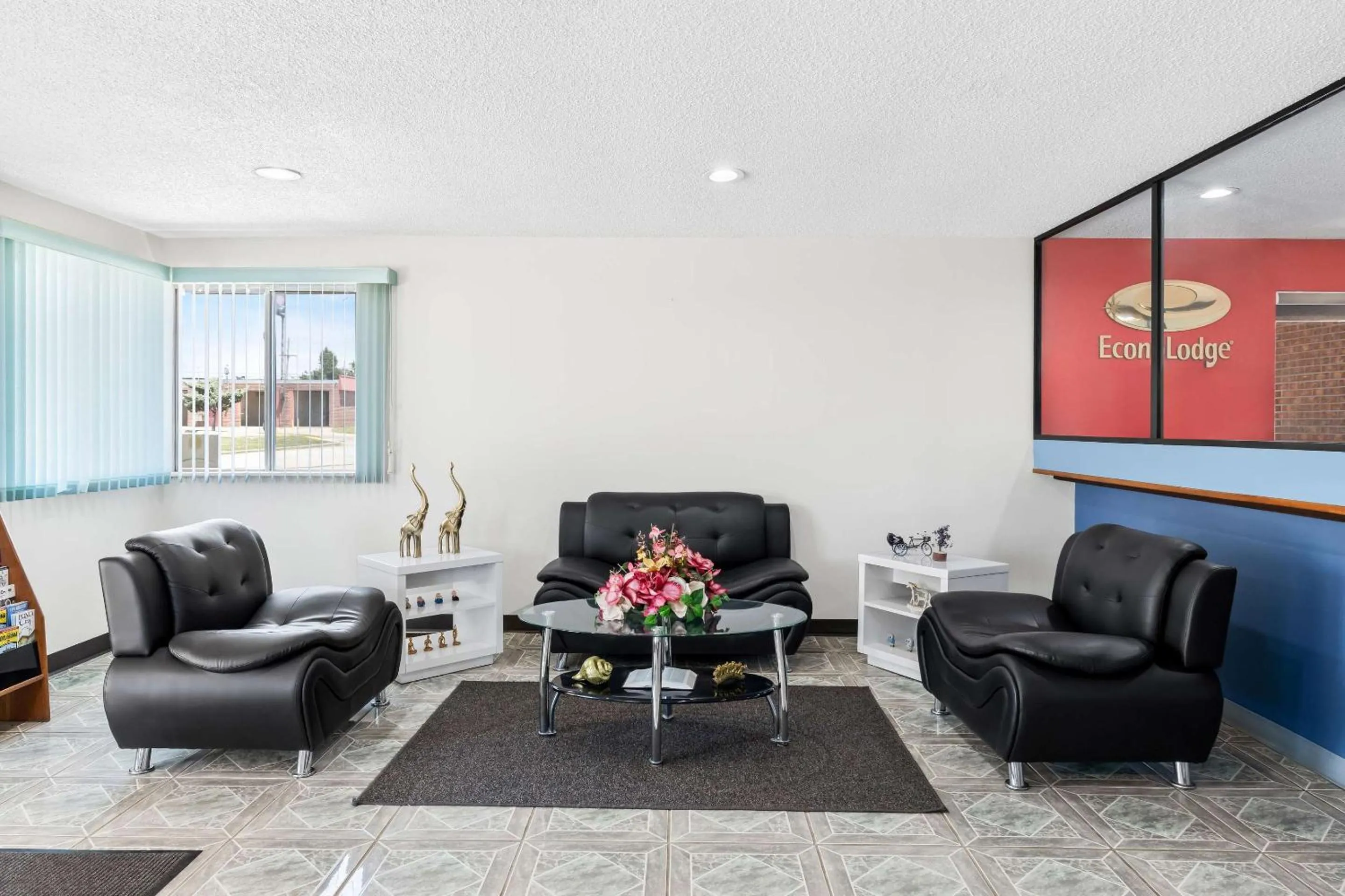 Lobby or reception in Econo Lodge