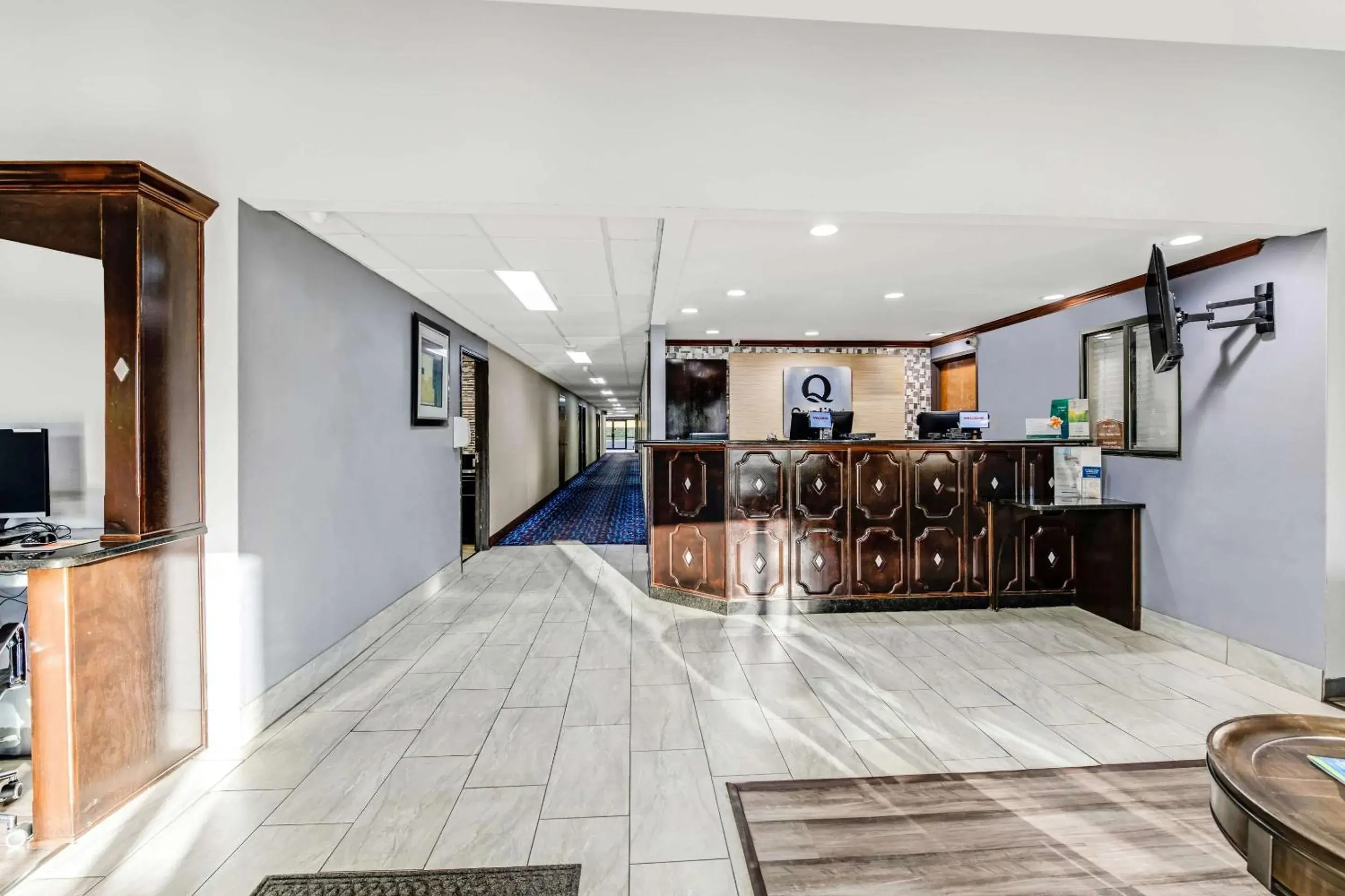 Lobby or reception in Quality Inn Merriam Kansas City Lobby or reception in Quality Inn Merriam Kansas City