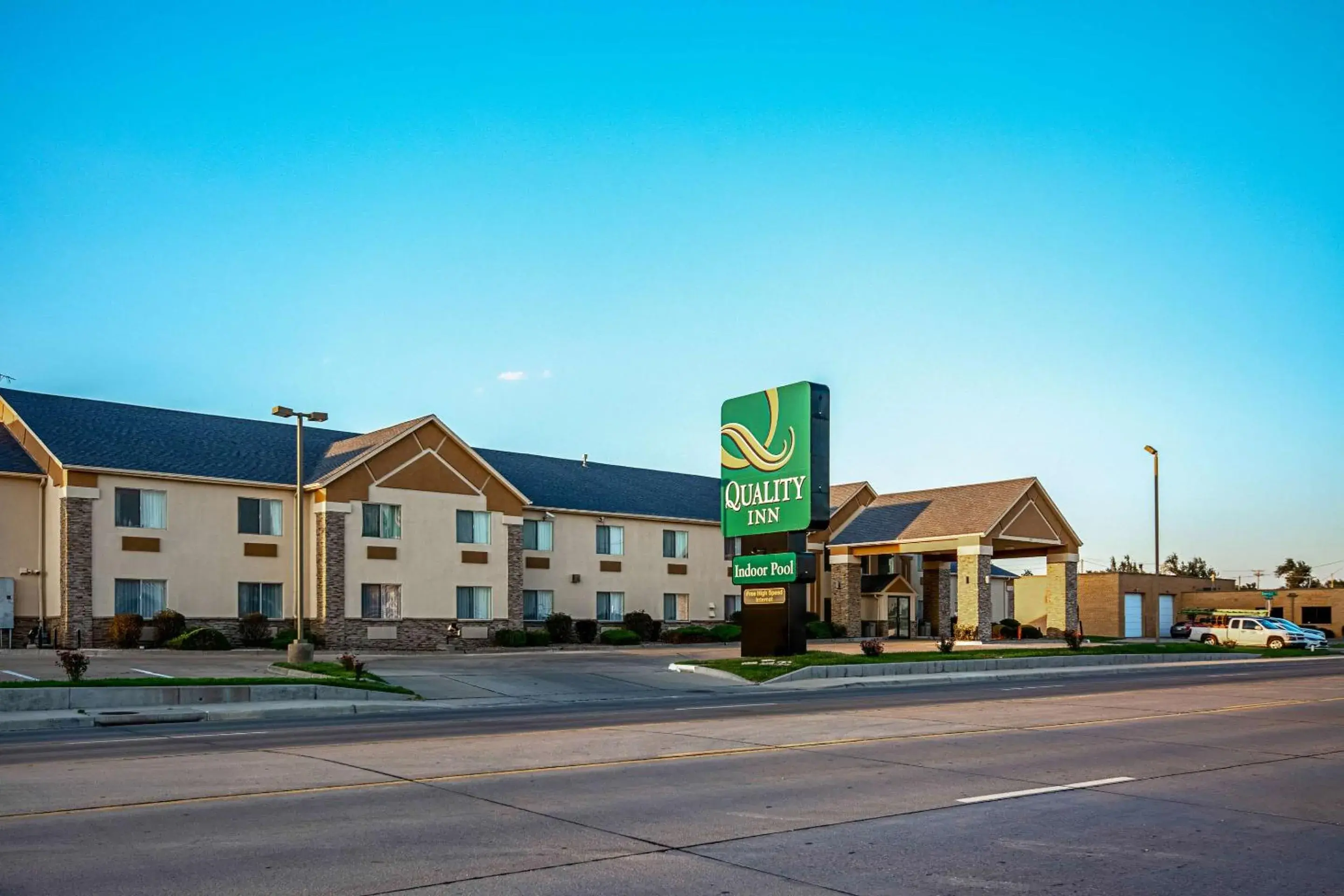 Property building in Quality Inn Dodge City Property building in Quality Inn Dodge City