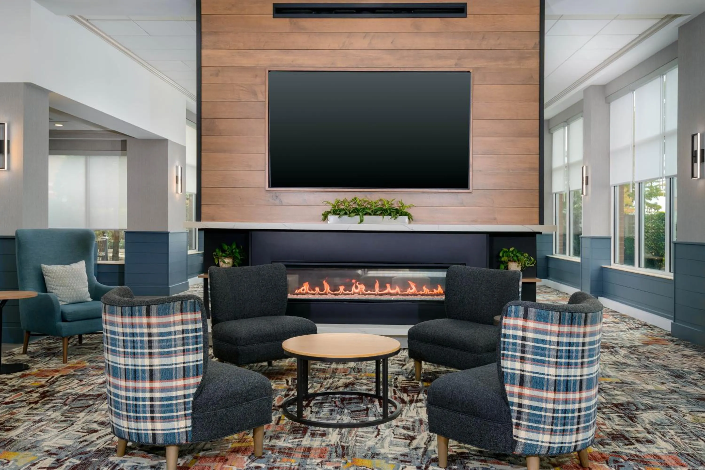 Seating area in Hilton Garden Inn Buffalo Airport