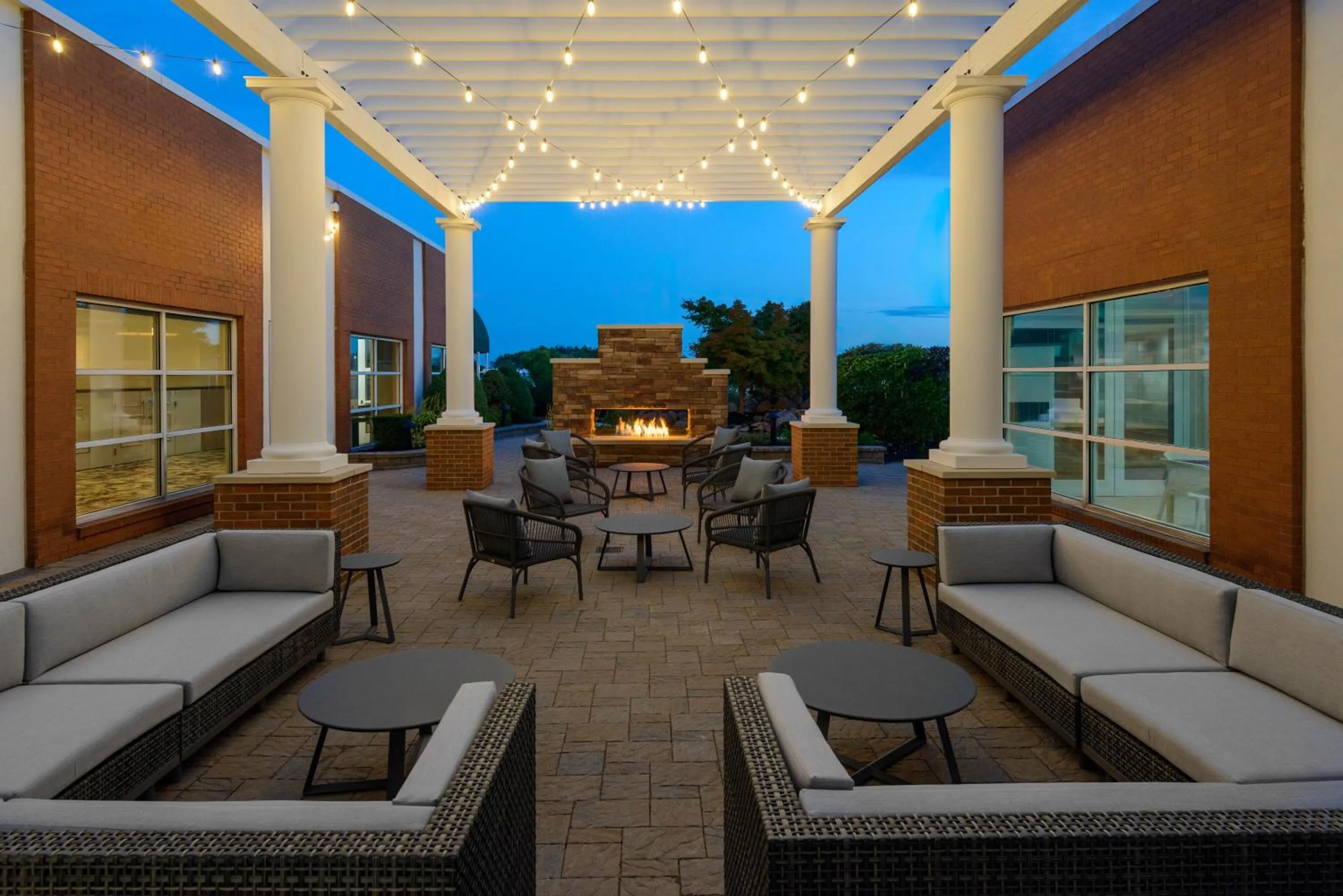 Patio in Hilton Garden Inn Buffalo Airport