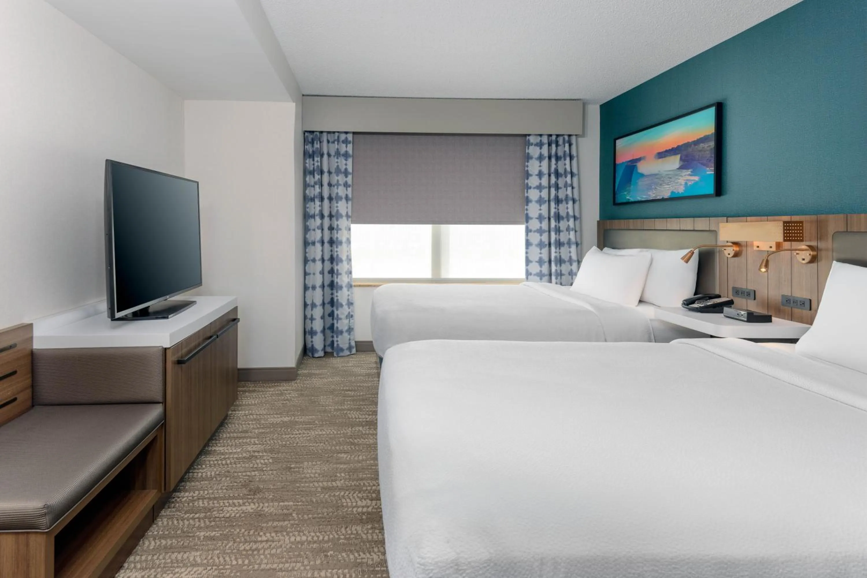 Bedroom, Bed in Hilton Garden Inn Buffalo Airport