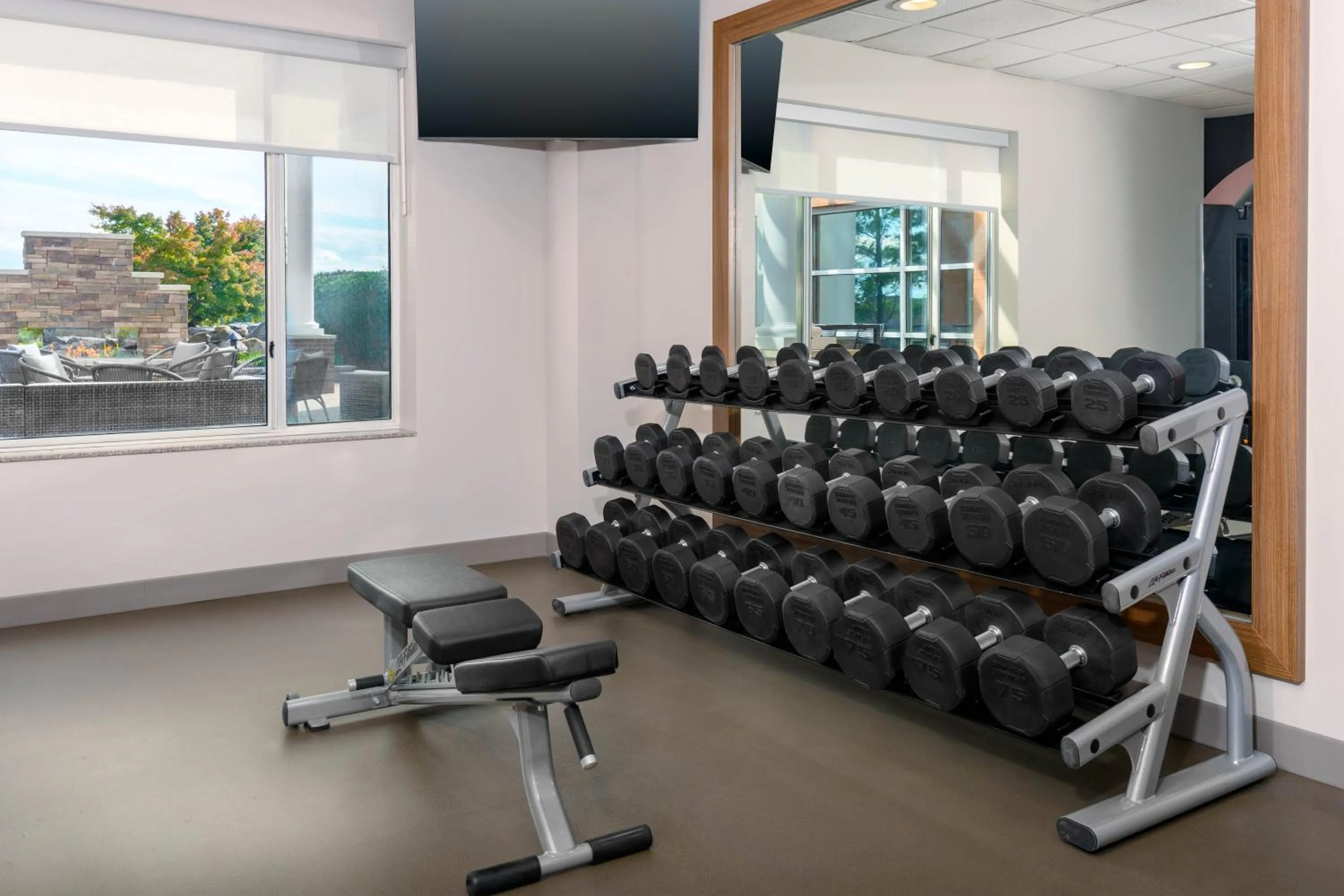 Fitness centre/facilities in Hilton Garden Inn Buffalo Airport