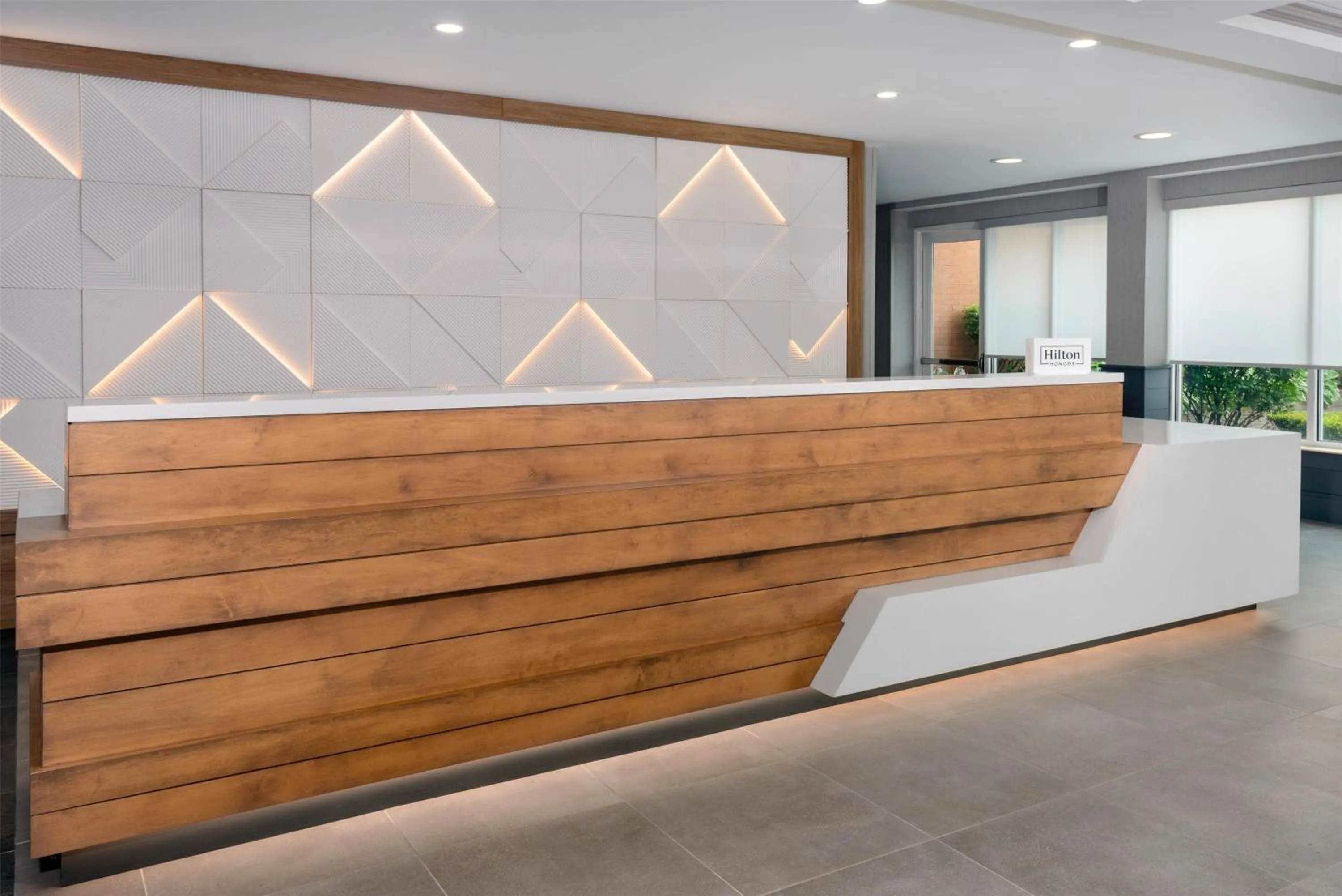 Lobby or reception in Hilton Garden Inn Buffalo Airport