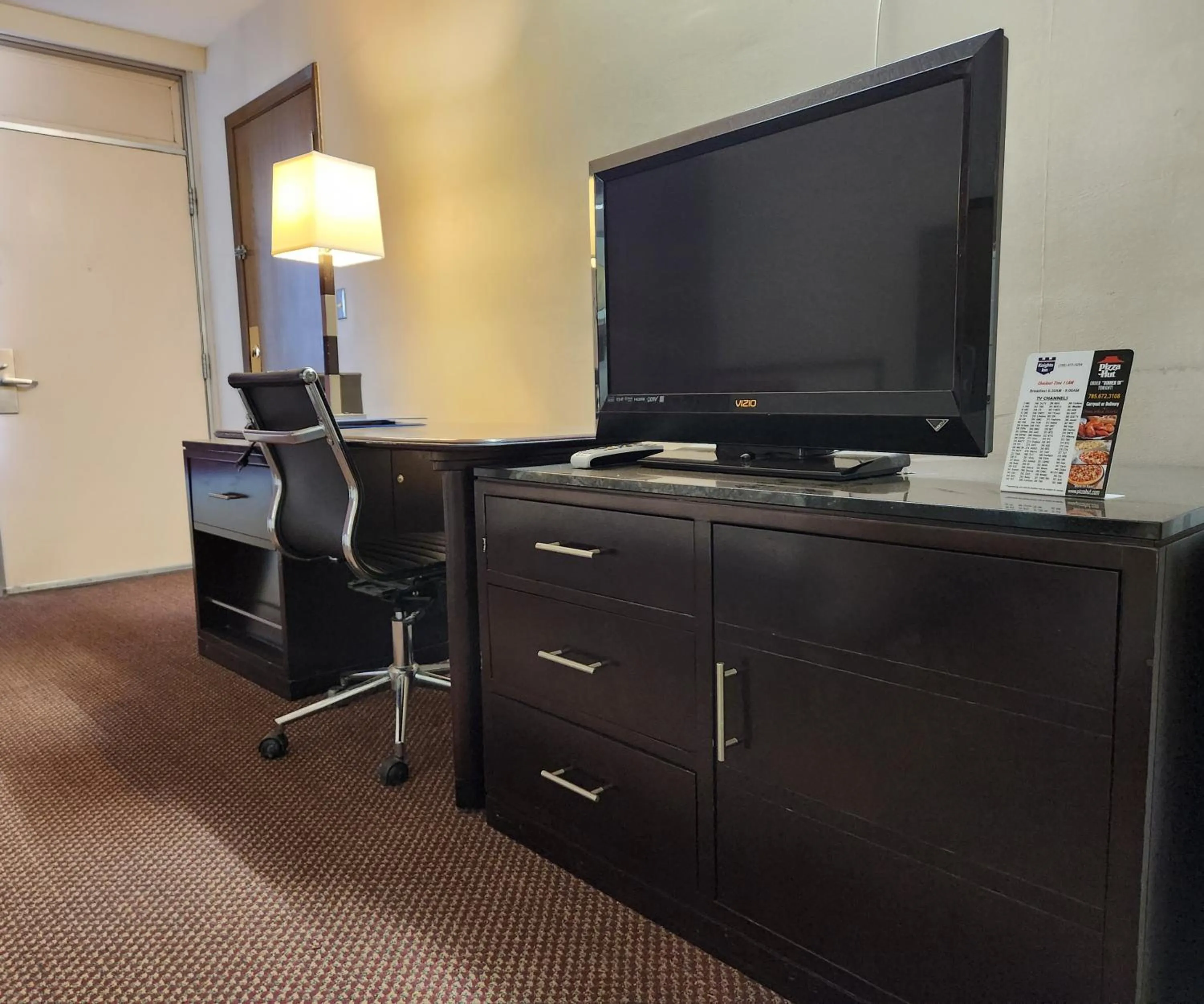 hair dresser in Travelodge by Wyndham Oakley