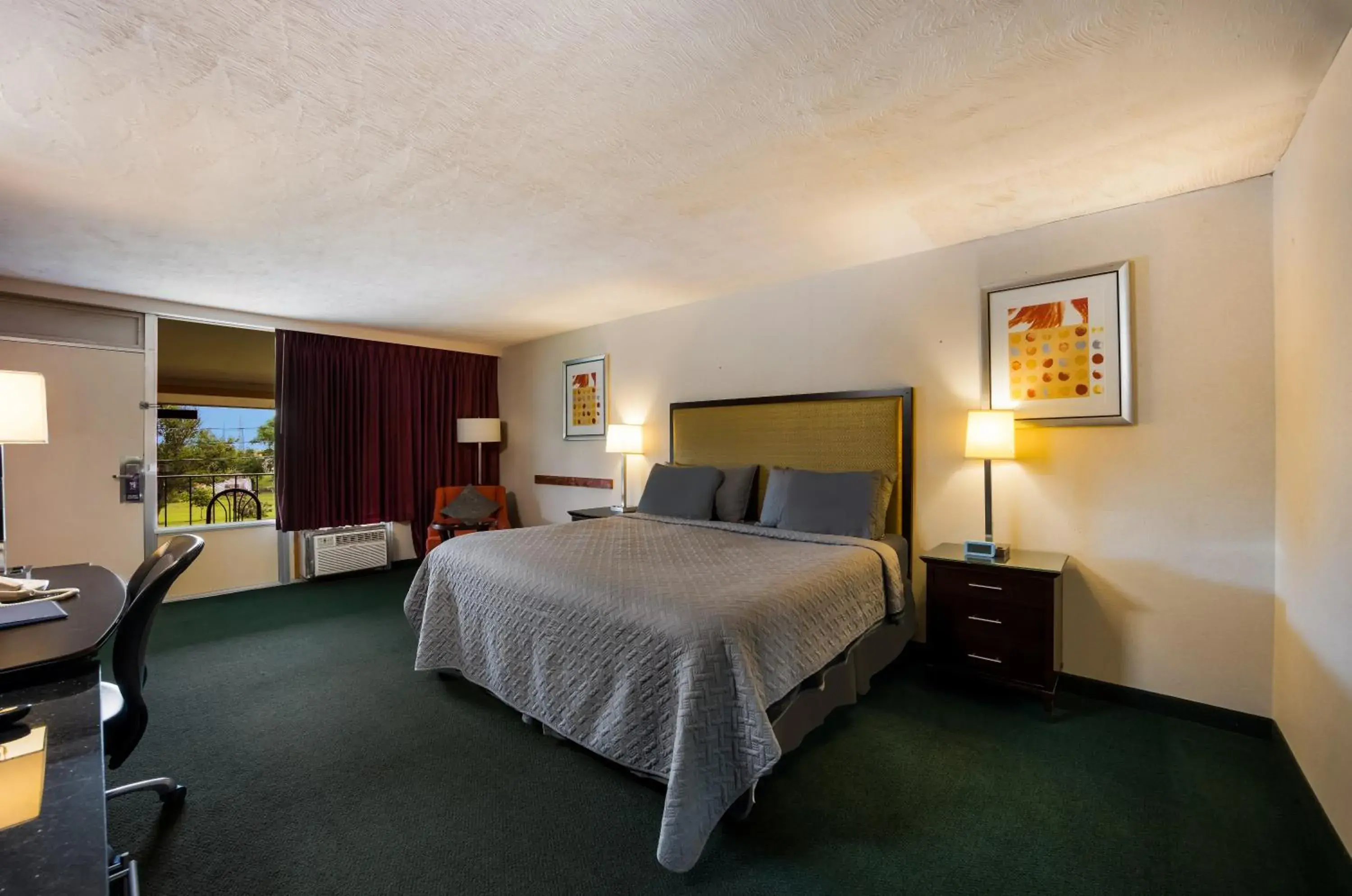 King Room - Non-Smoking in Travelodge by Wyndham Oakley King Room - Non-Smoking in Travelodge by Wyndham Oakley