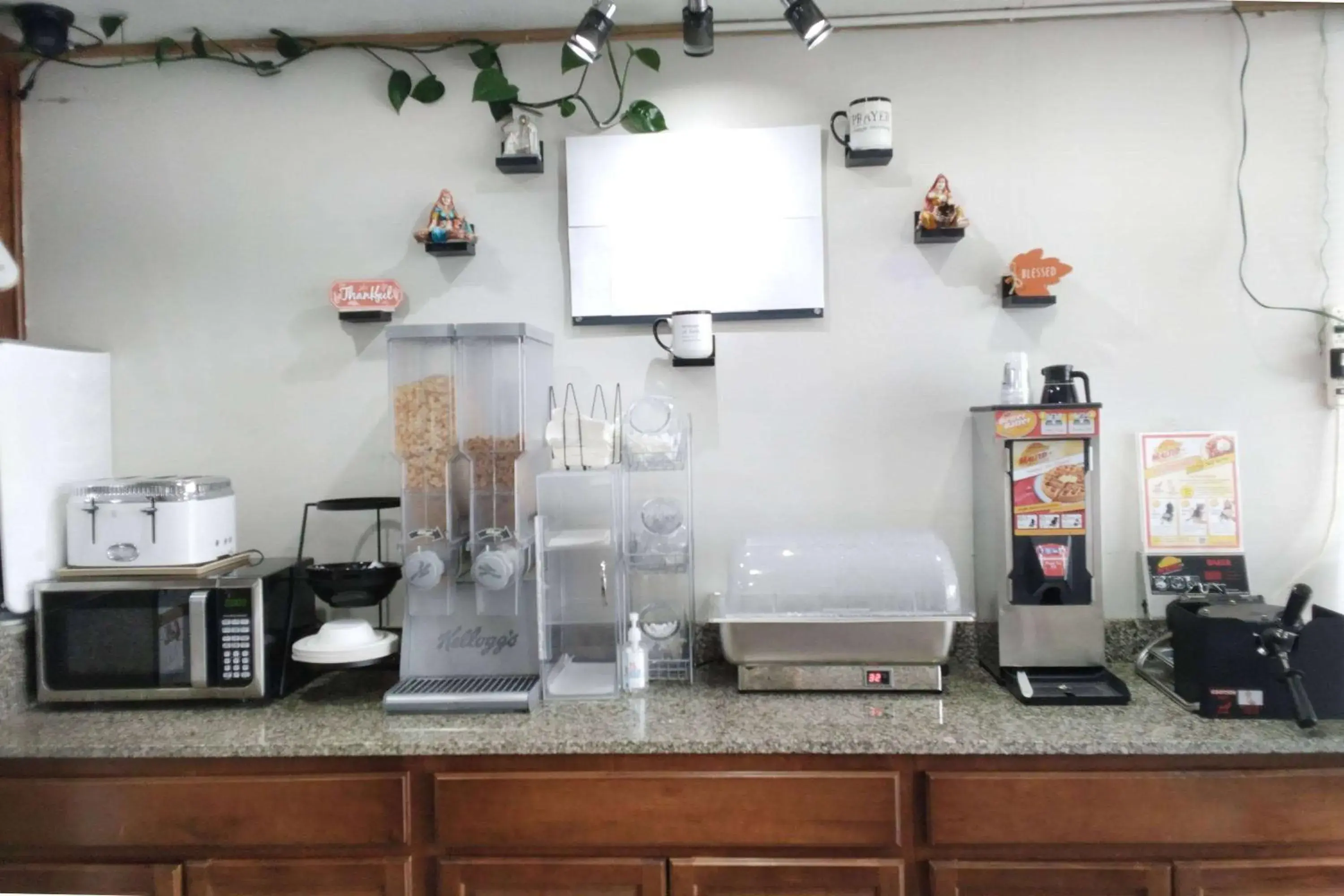 Breakfast in Travelodge by Wyndham Oakley Breakfast in Travelodge by Wyndham Oakley