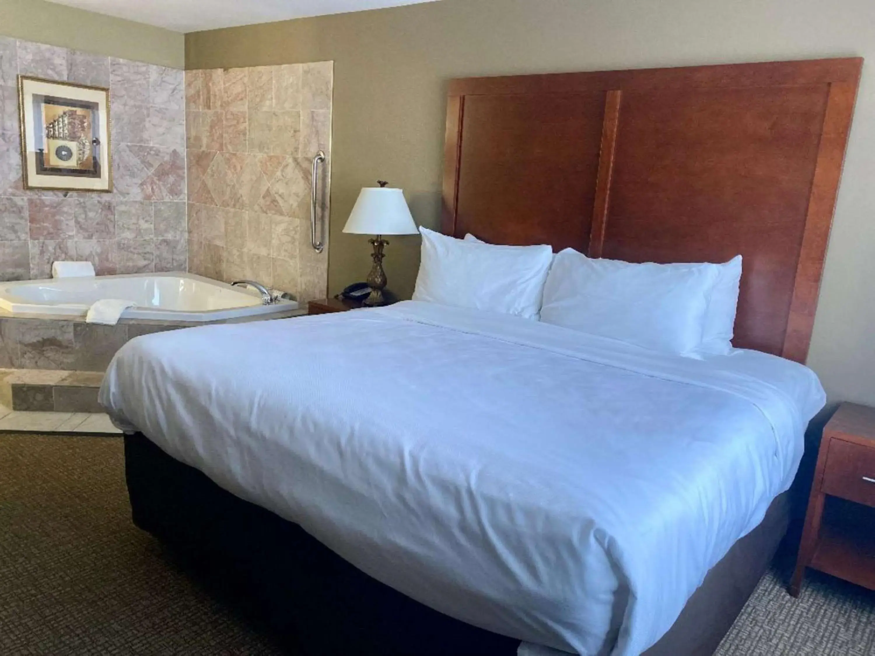 King Suite in Best Western Emporia Inn King Suite in Best Western Emporia Inn