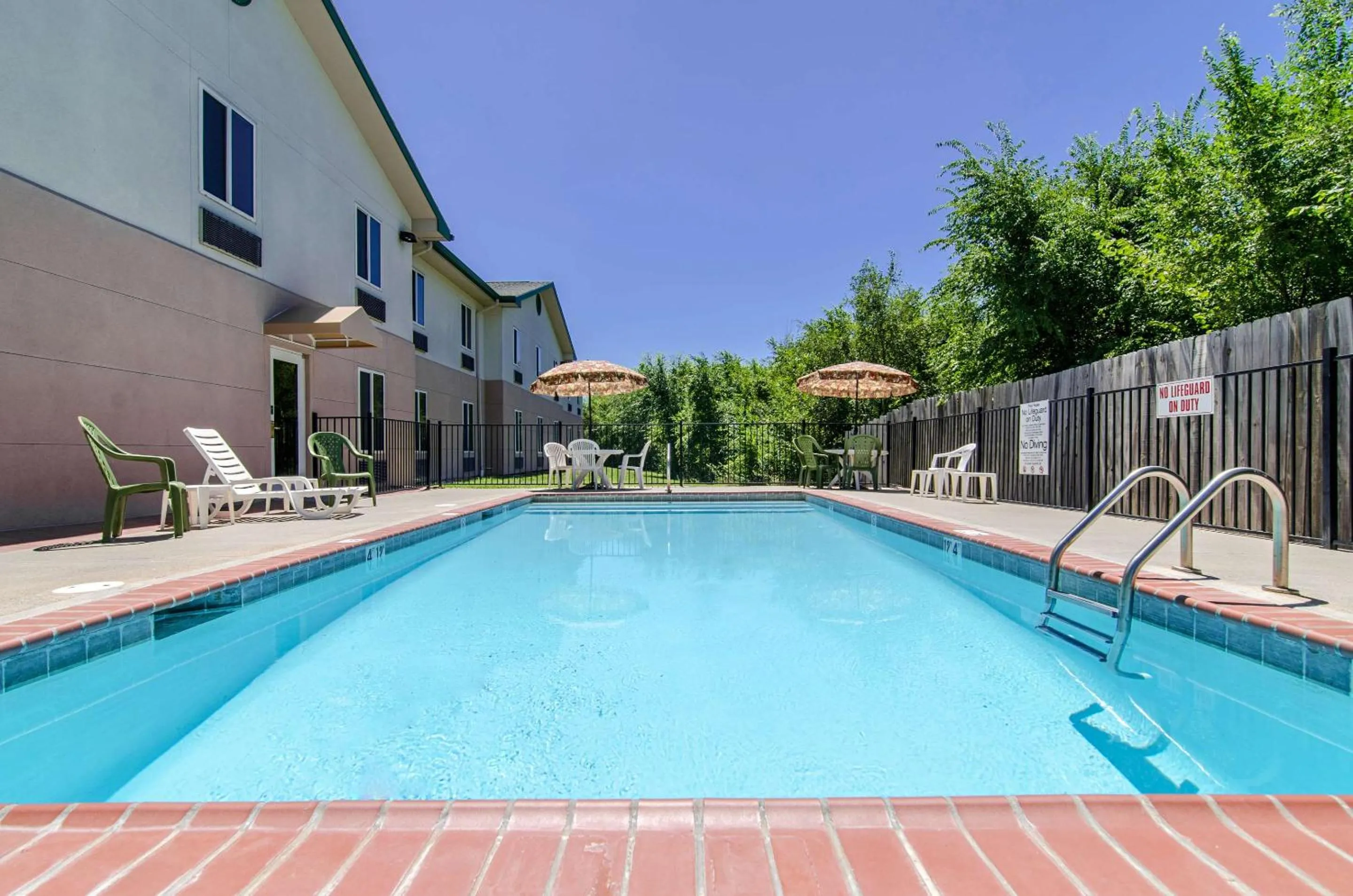 Swimming pool in Quality Inn Junction City near Fort Riley