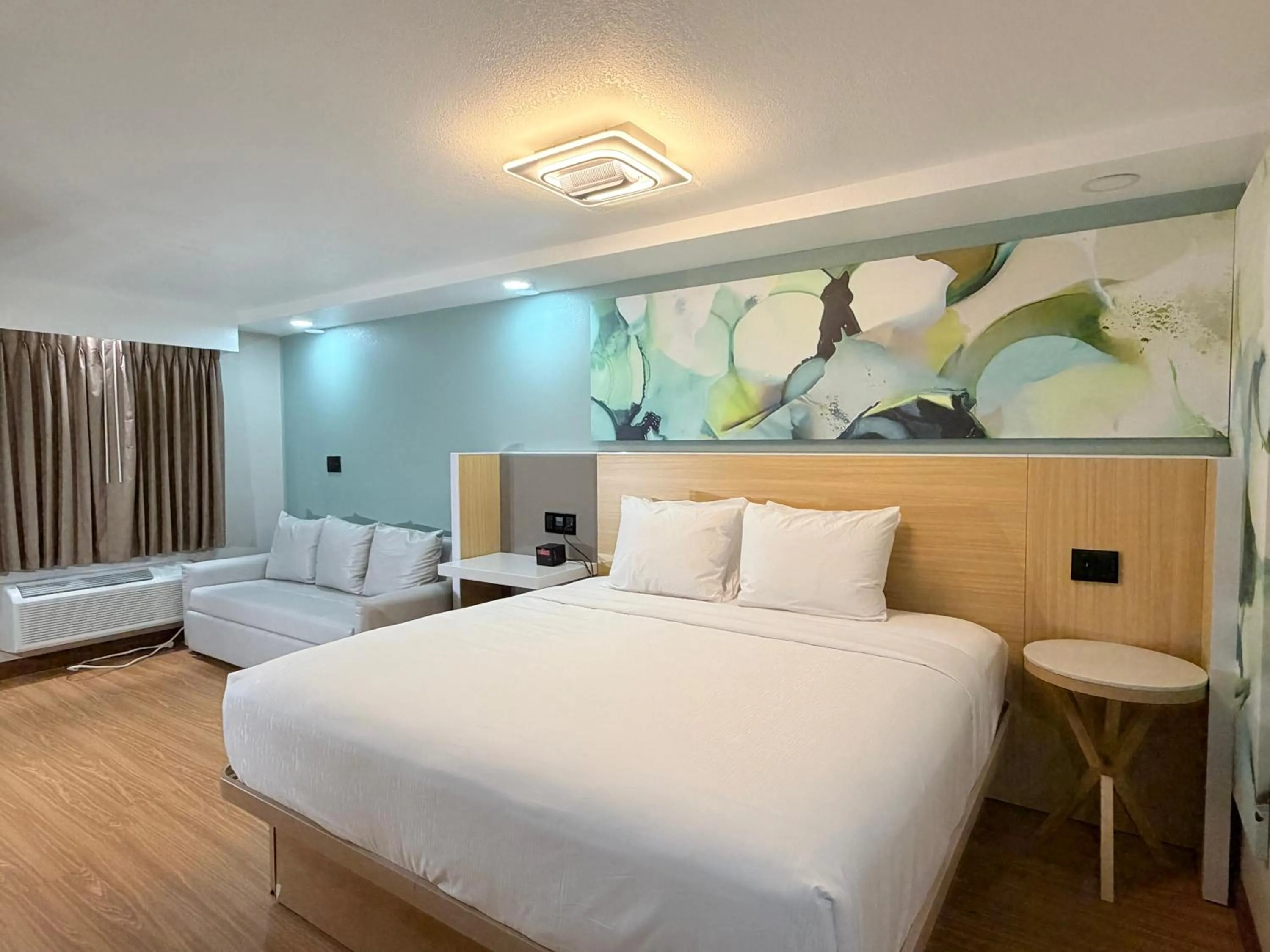 Photo of the whole room, Bed in Wyndham Garden Salina Conference Center