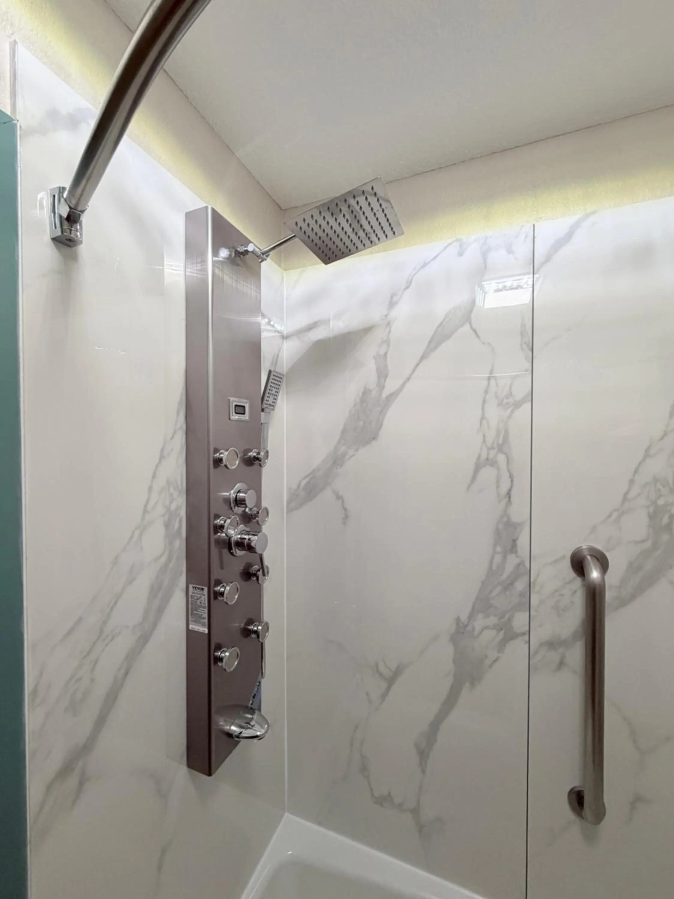Shower in Wyndham Garden Salina Conference Center