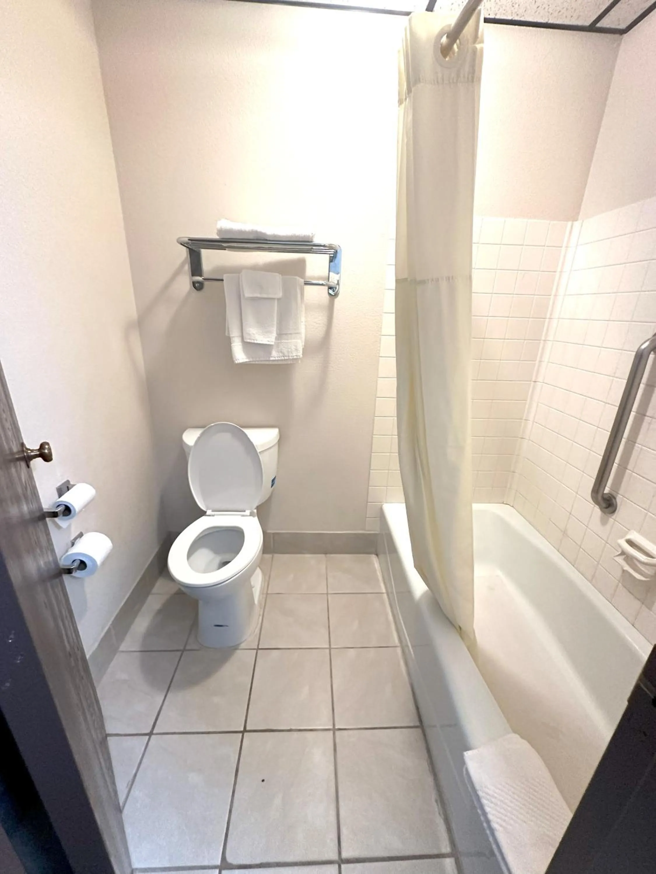 Toilet in Quality Inn & Suites Salina West